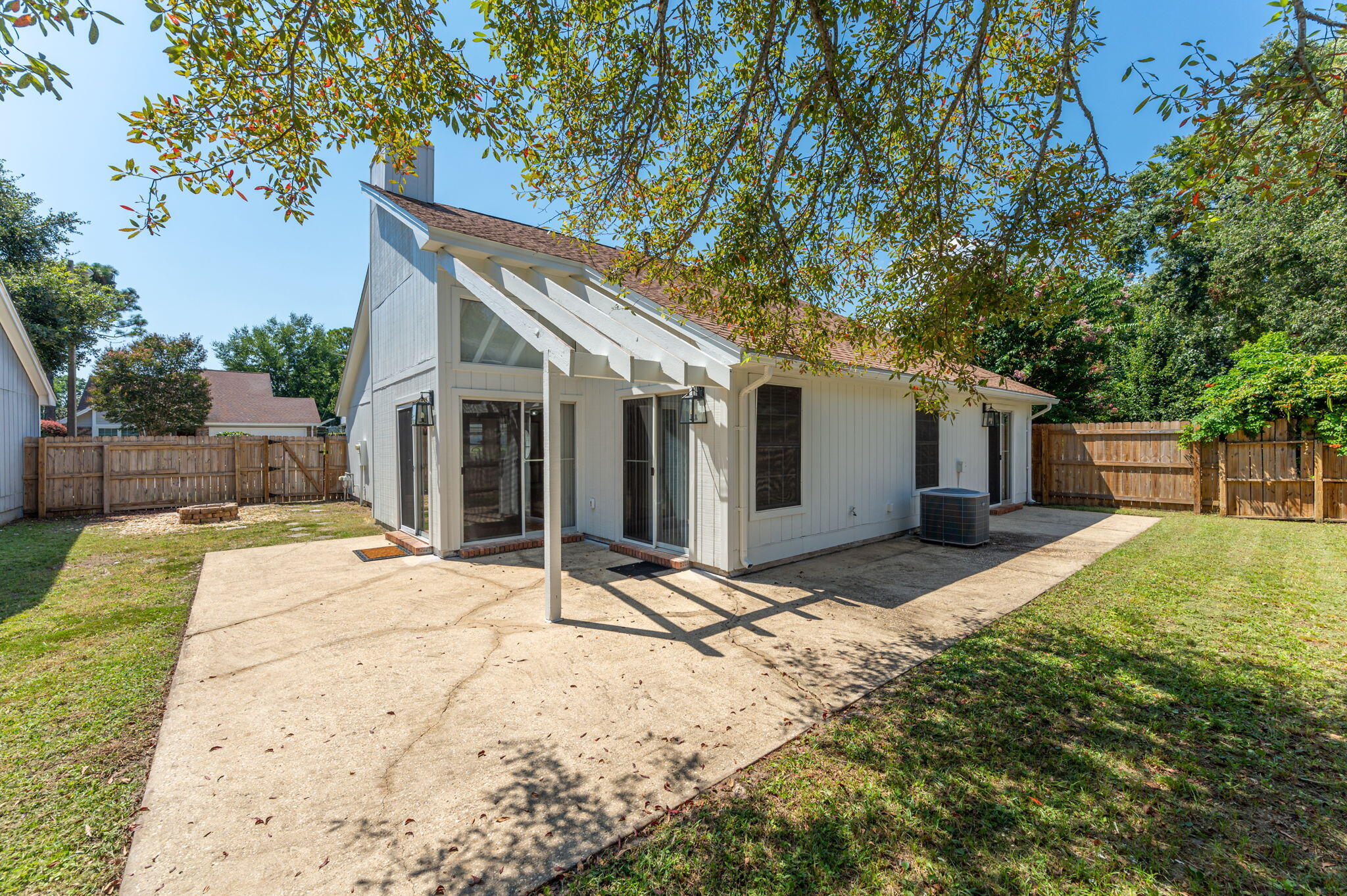 CANTERBURY WOODS 1ST ADDN - Residential