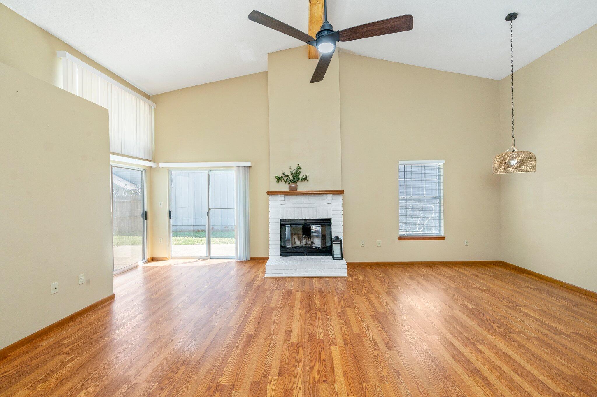 CANTERBURY WOODS 1ST ADDN - Residential