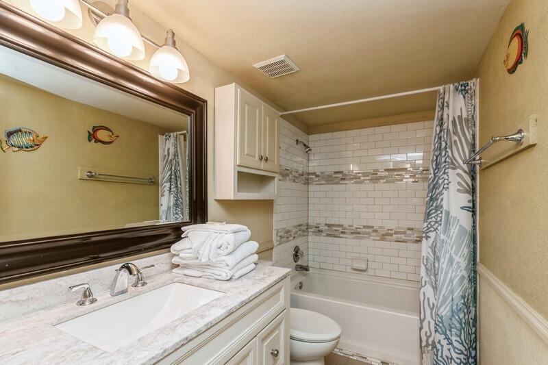 EMERALD ISLE UNIT 300 - Residential