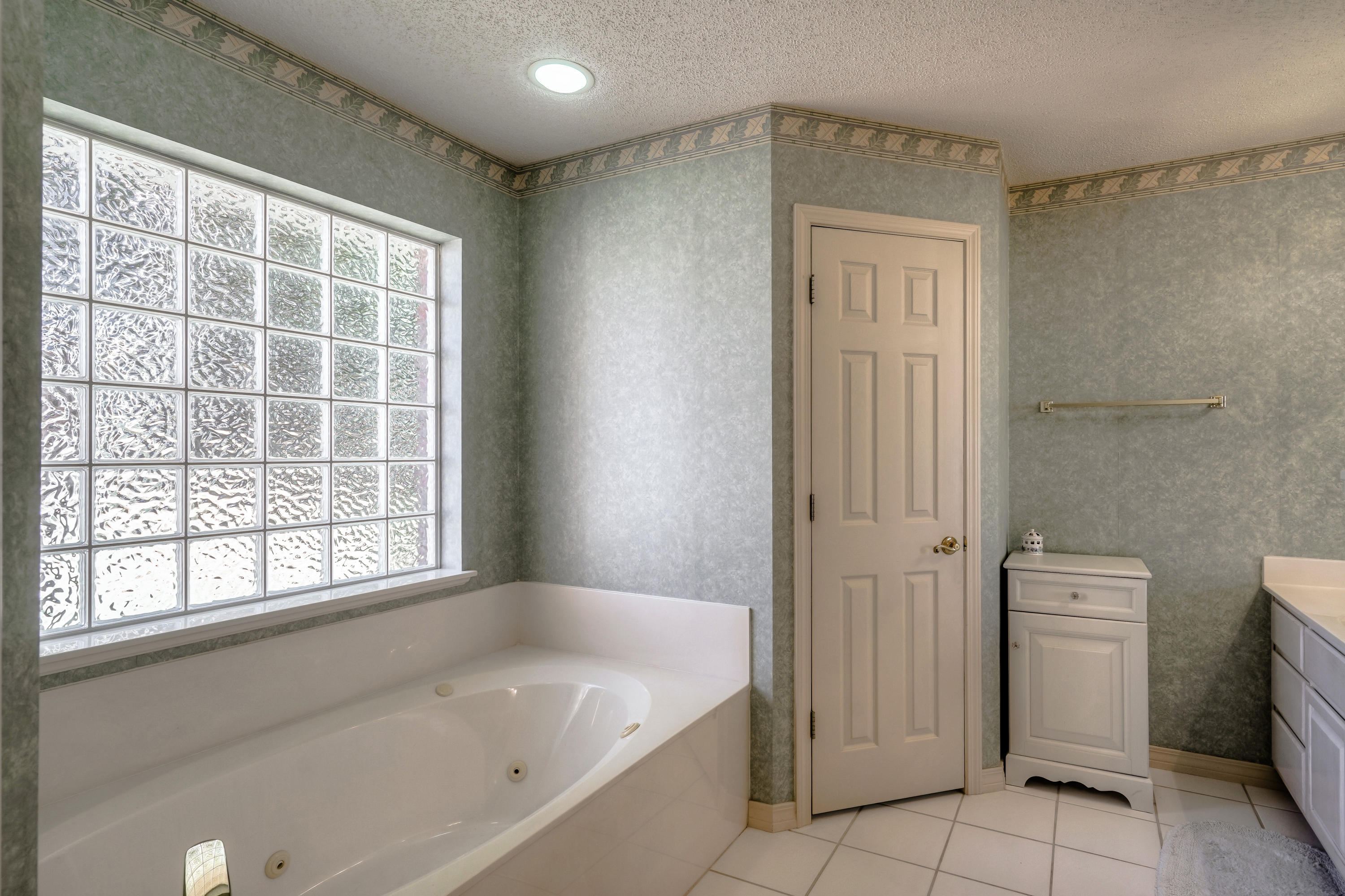Rocky Bayou Estates - Residential