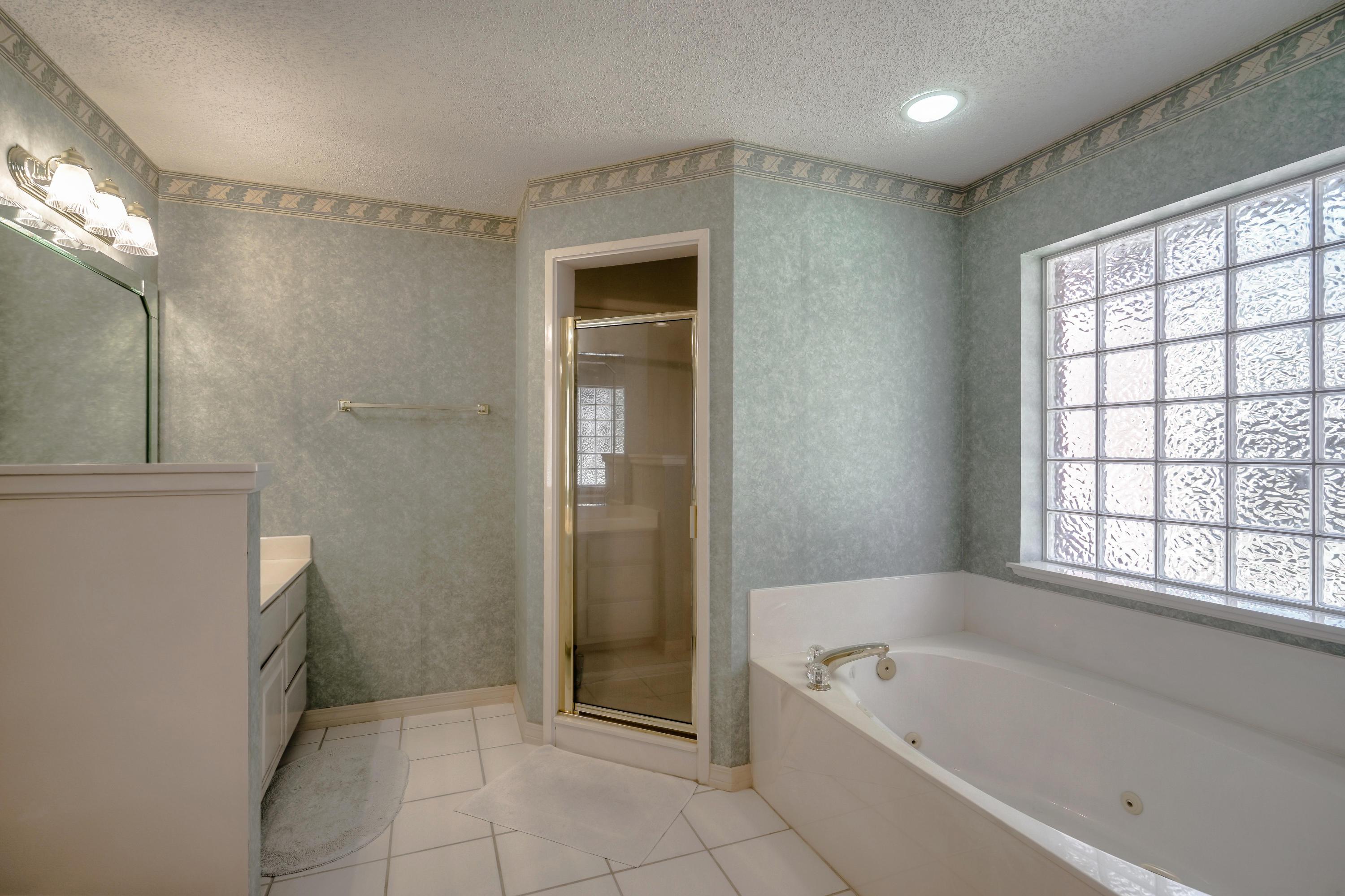 Rocky Bayou Estates - Residential