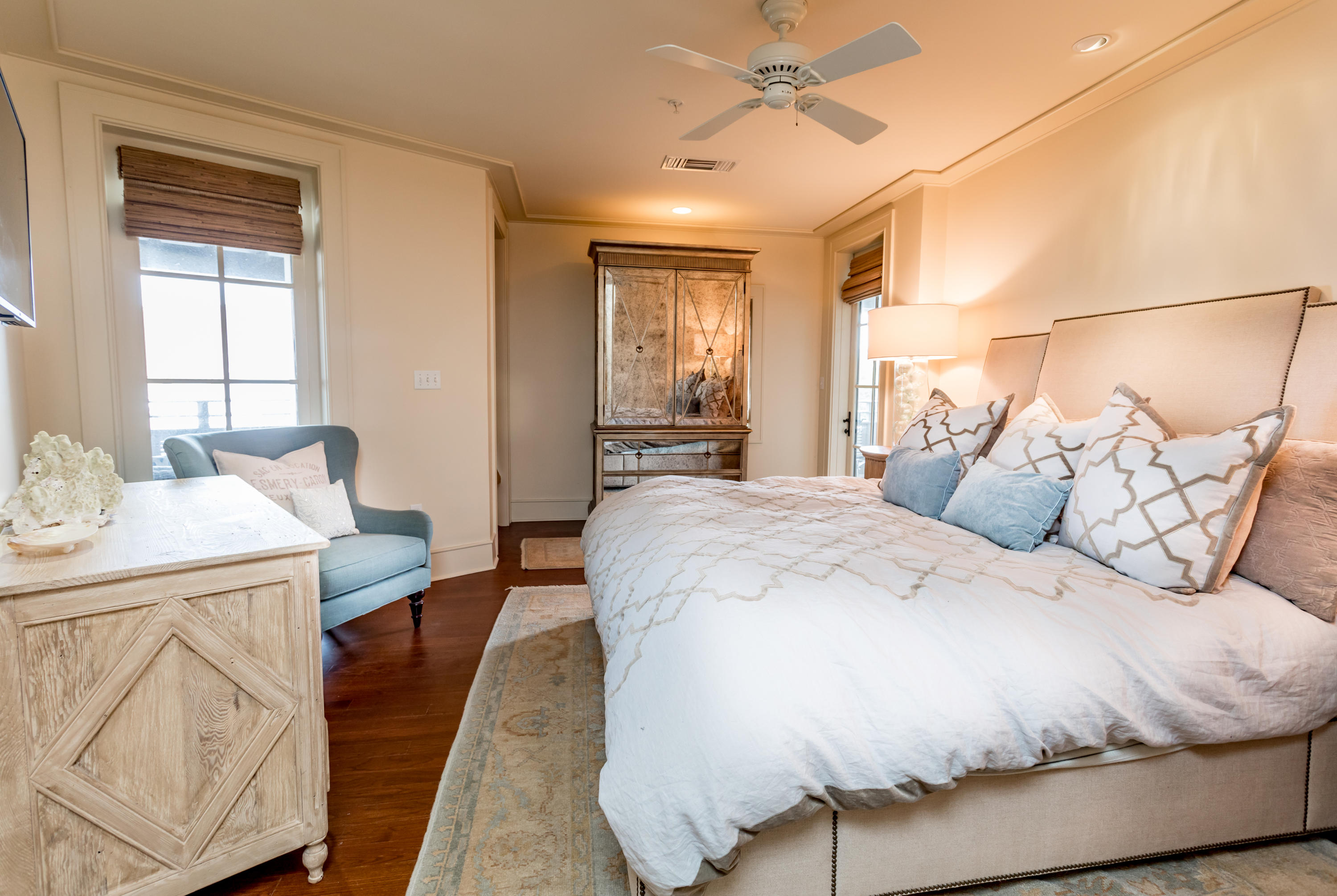 ROSEMARY BEACH, THE MERCADO - Residential