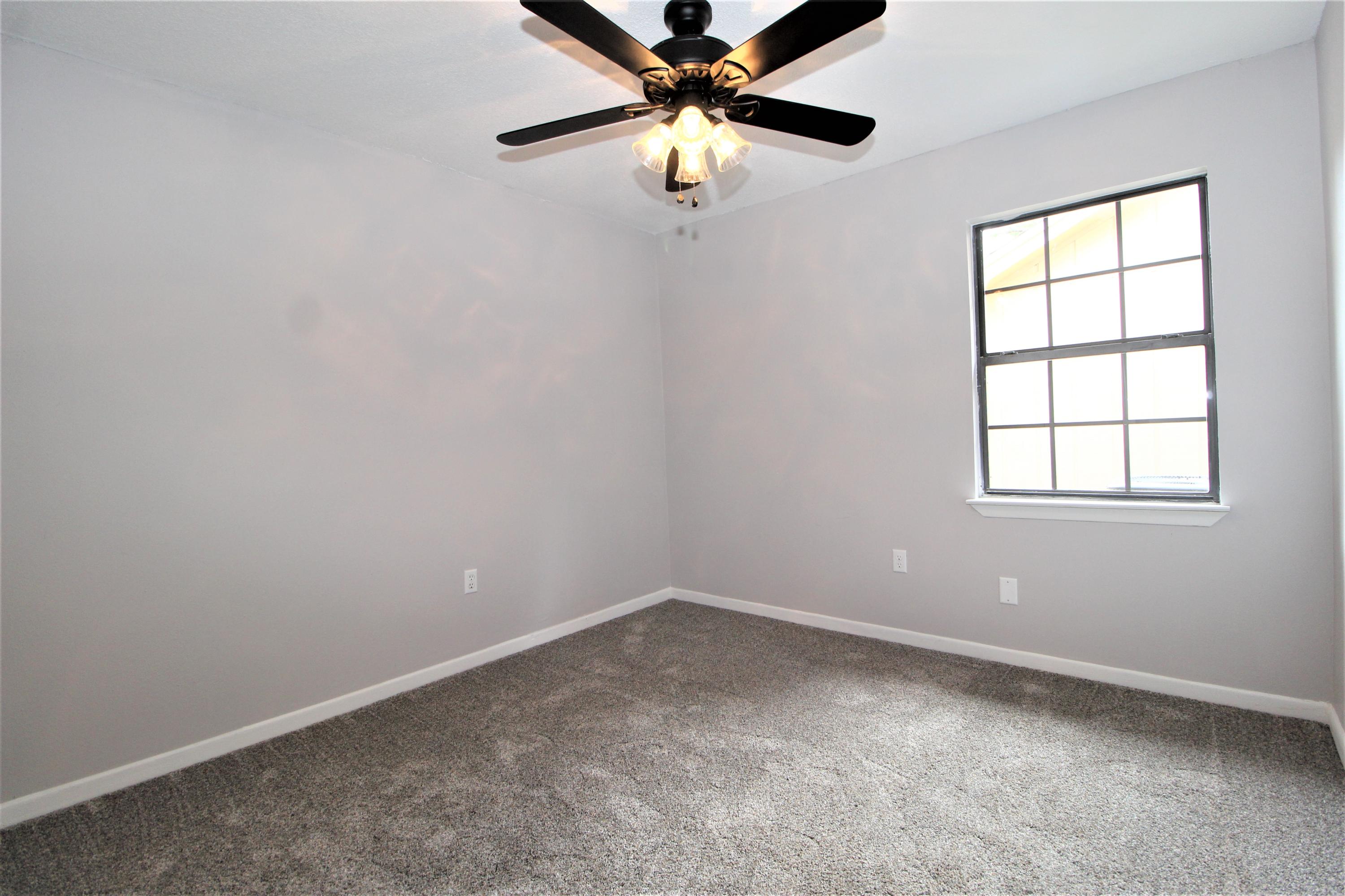 HIDDEN TRAILS PH 1 - Residential