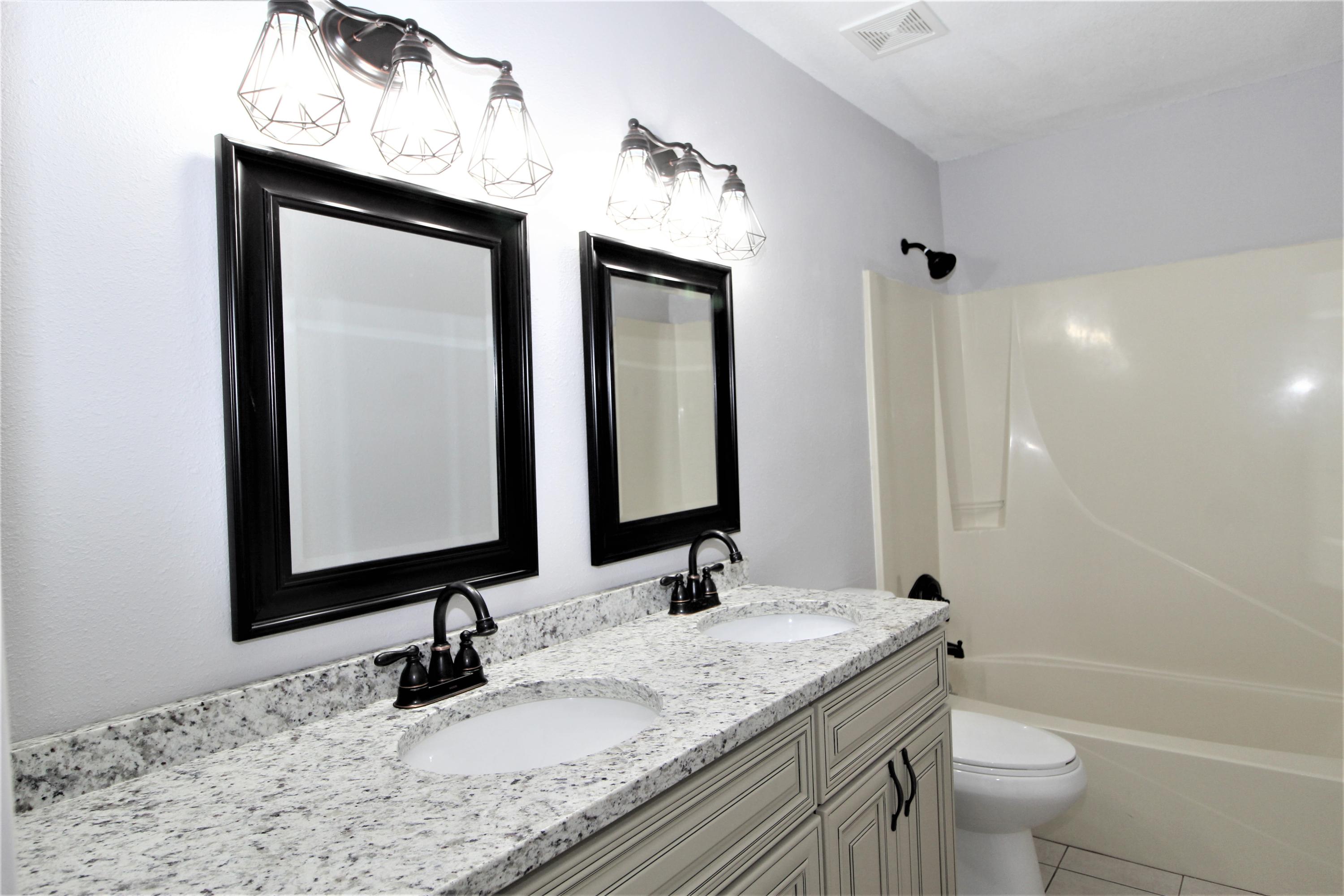 HIDDEN TRAILS PH 1 - Residential