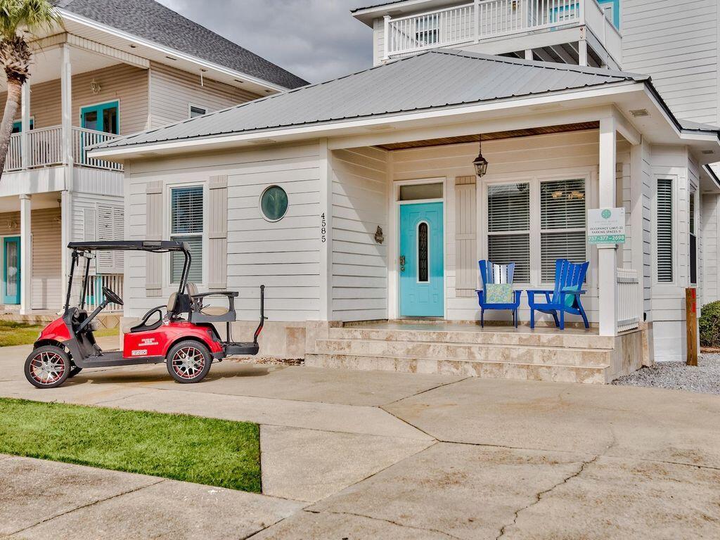 CRYSTAL BEACH - Residential