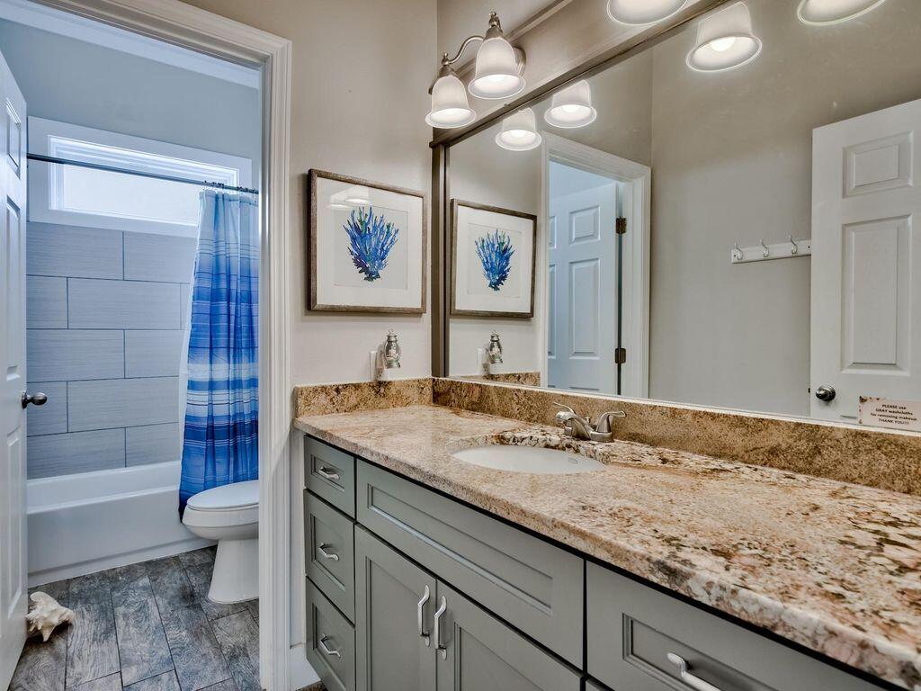 CRYSTAL BEACH - Residential