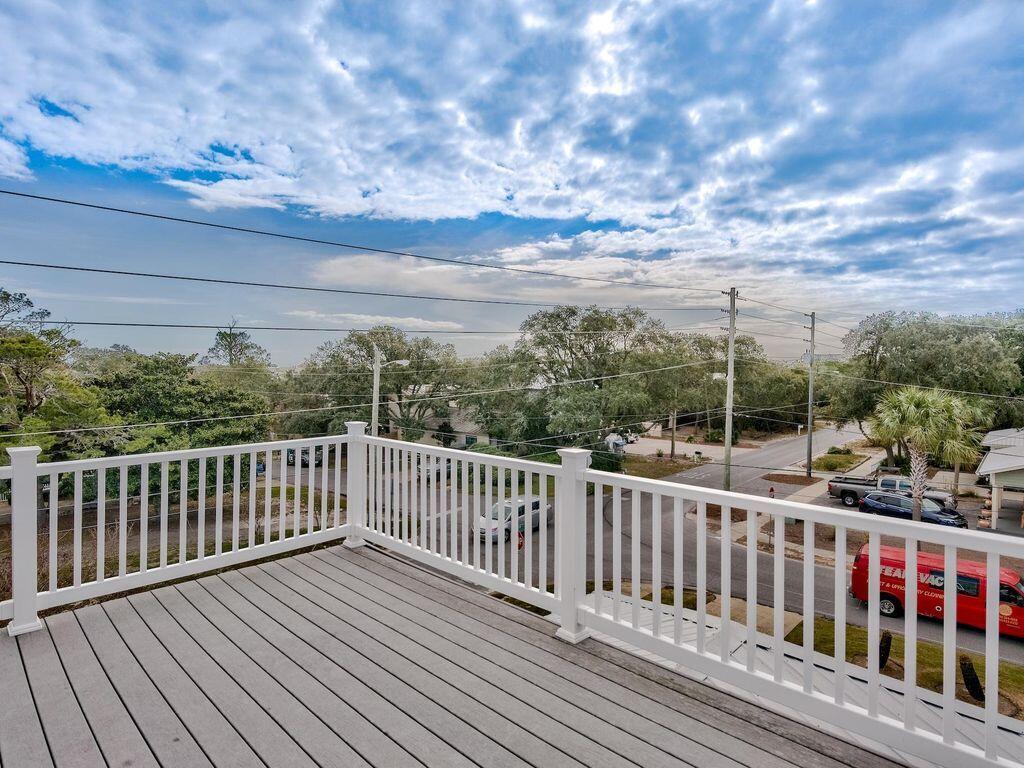 CRYSTAL BEACH - Residential