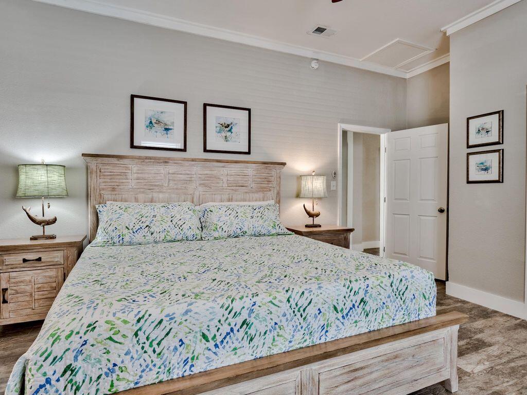CRYSTAL BEACH - Residential