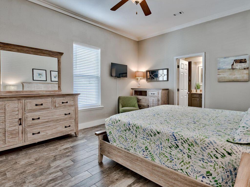 CRYSTAL BEACH - Residential