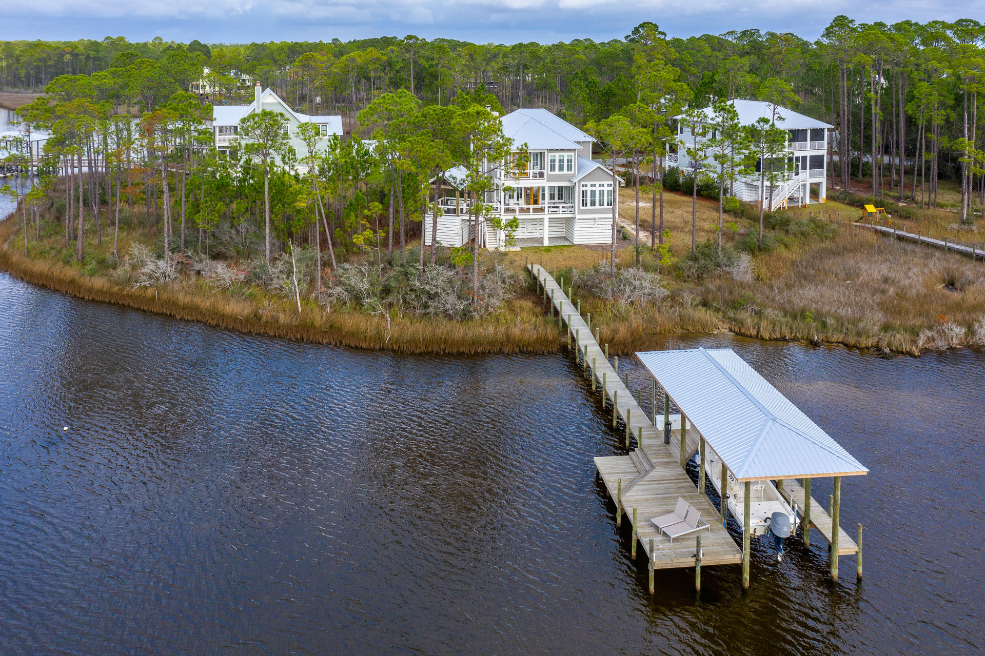 CESSNA LANDING - Residential