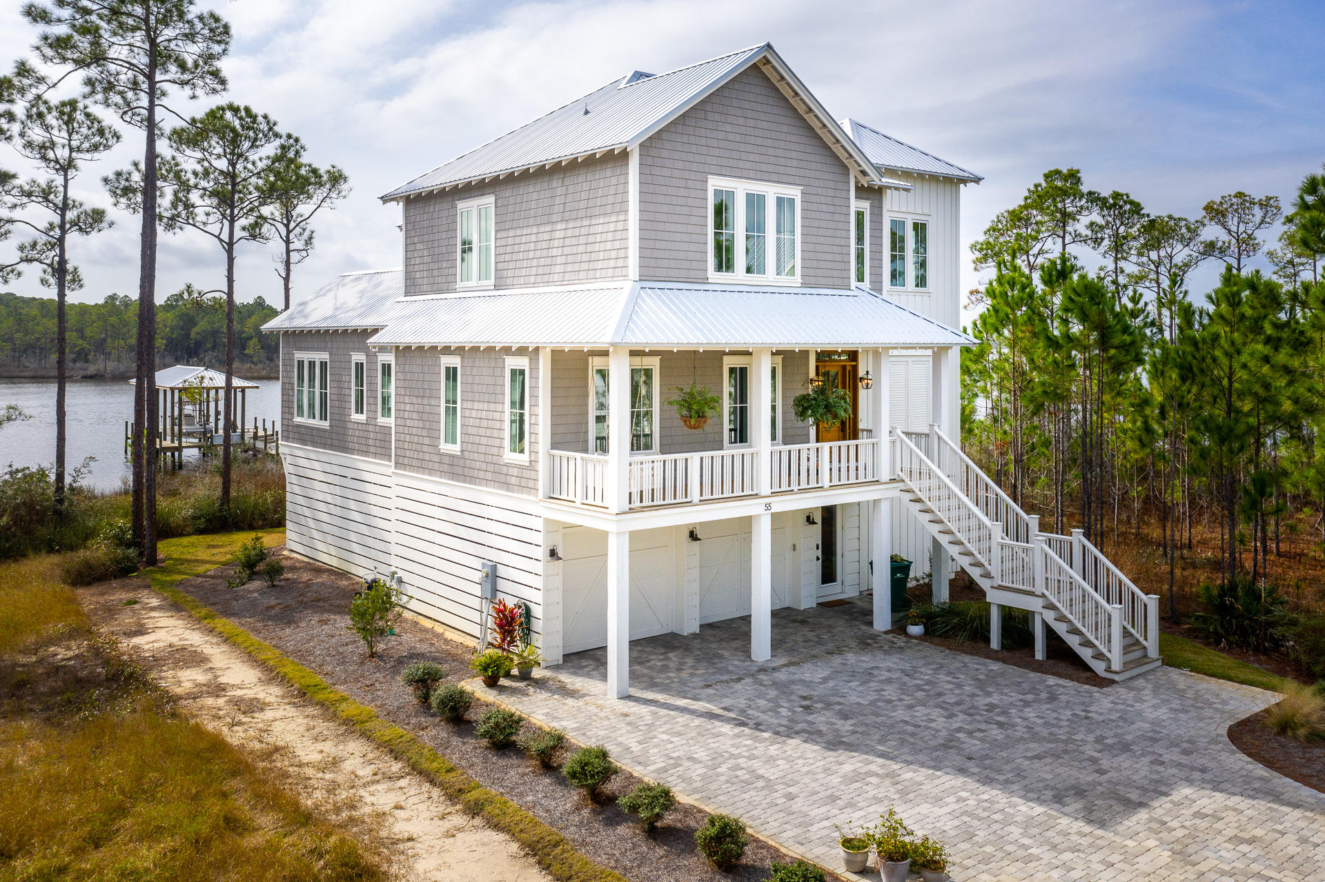 CESSNA LANDING - Residential