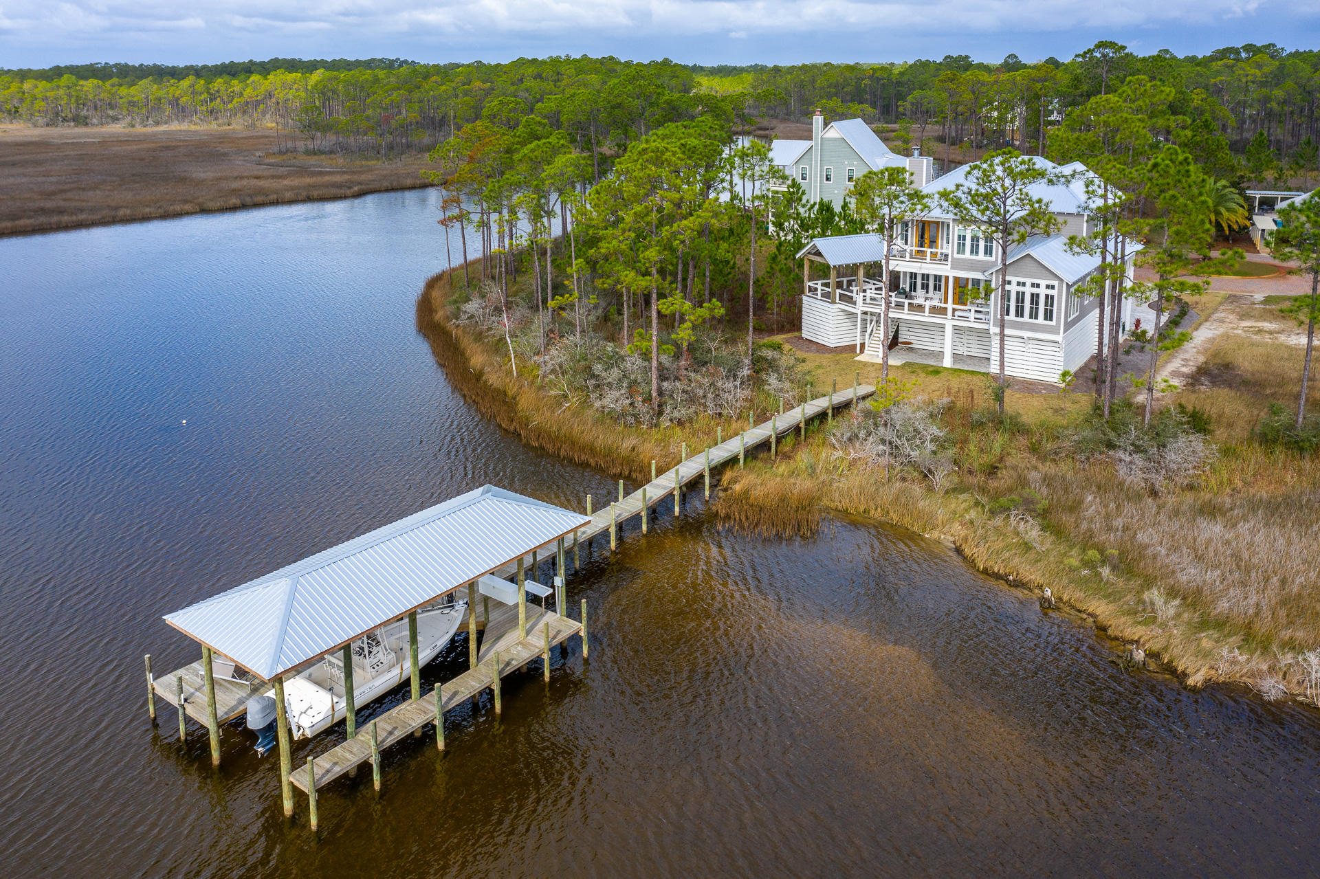 CESSNA LANDING - Residential