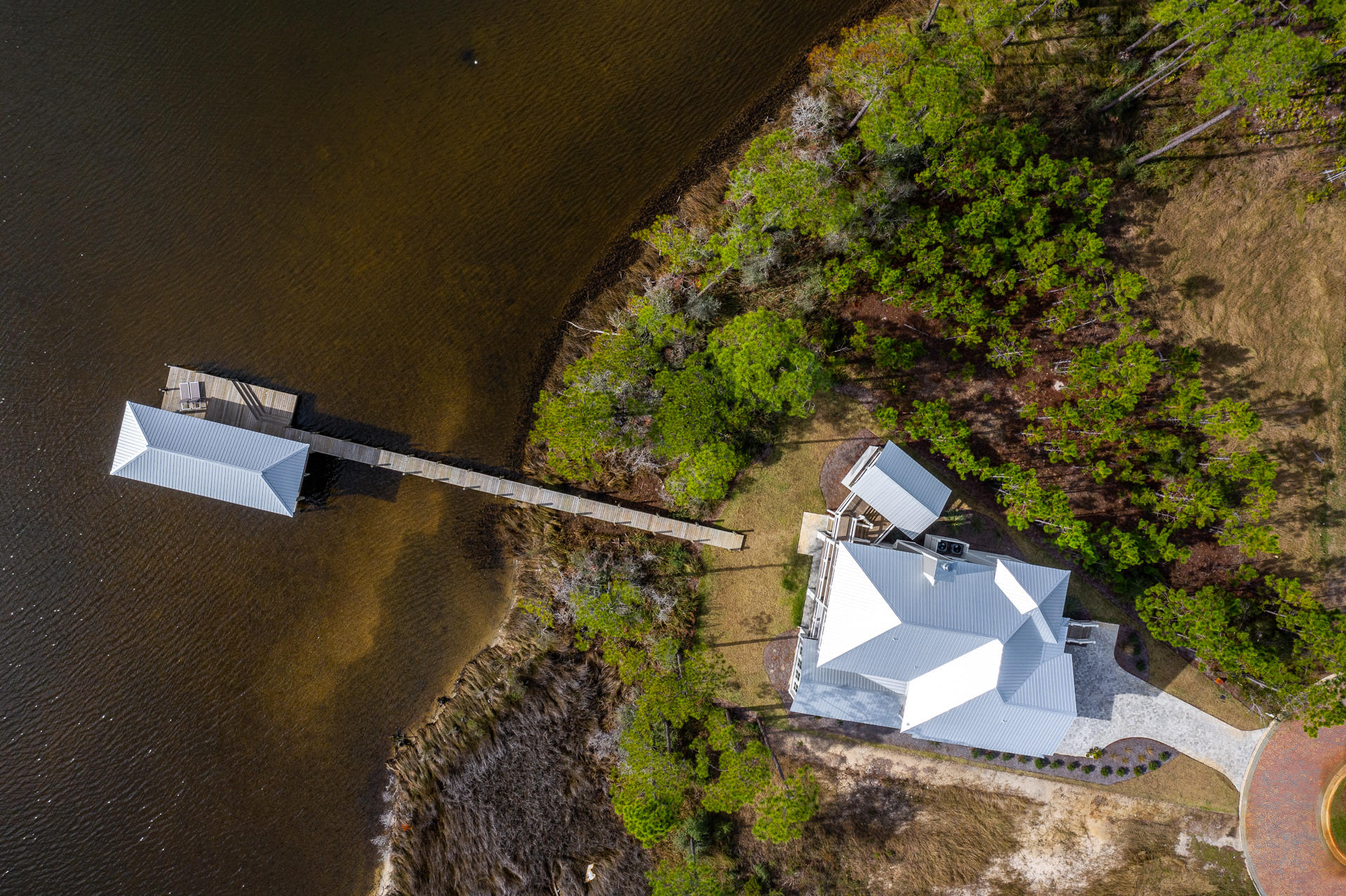 CESSNA LANDING - Residential