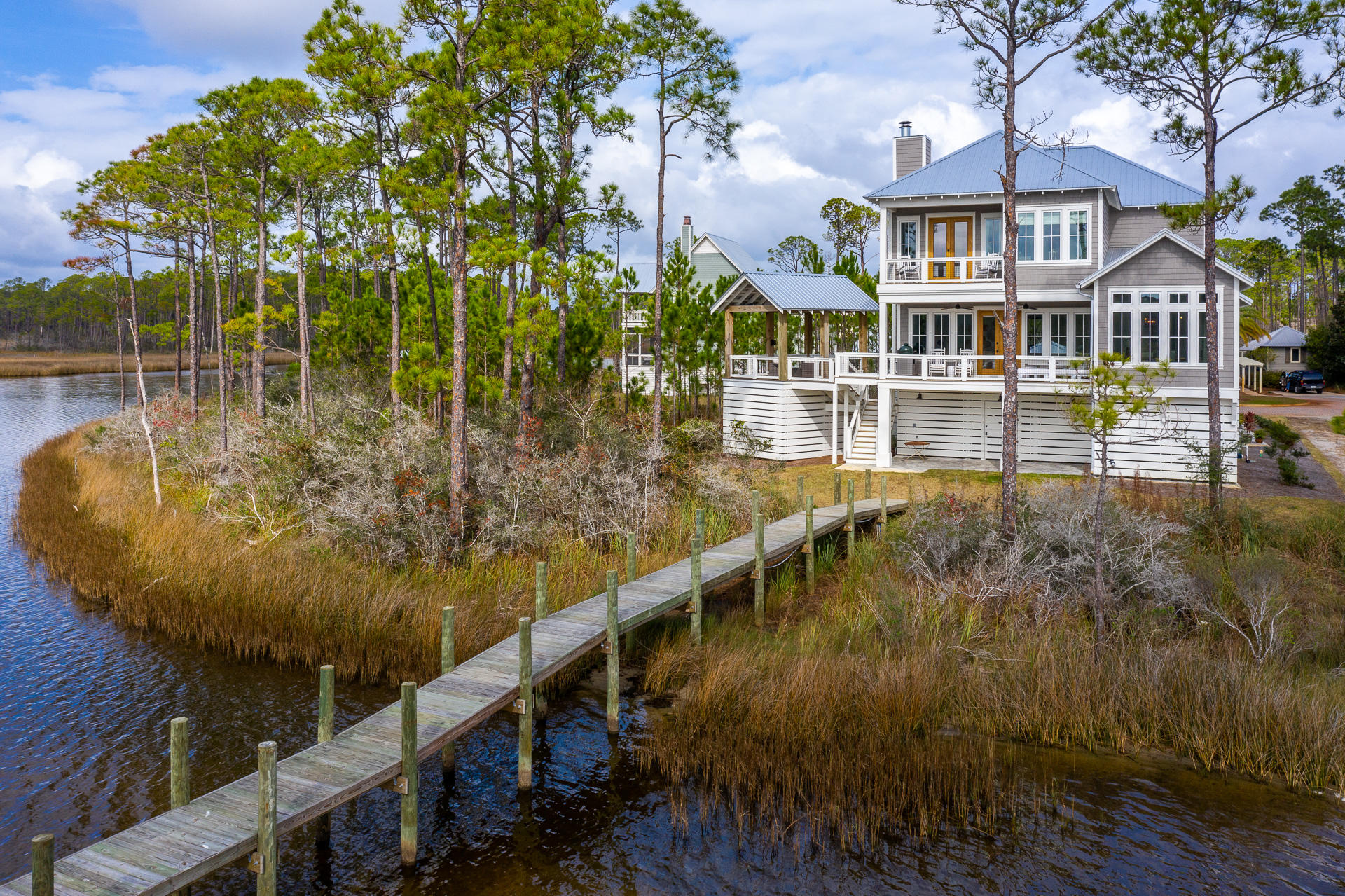 CESSNA LANDING - Residential