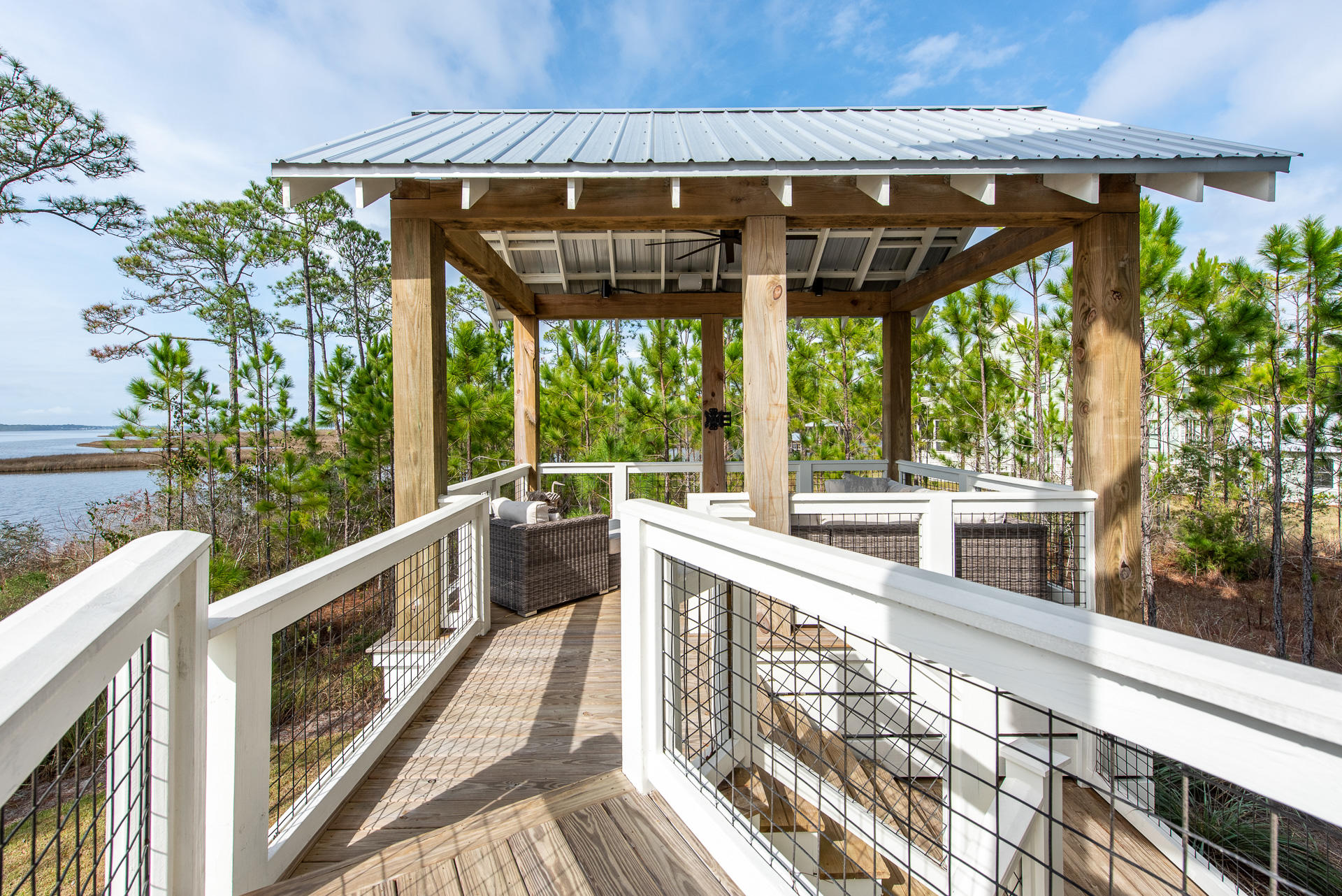 CESSNA LANDING - Residential