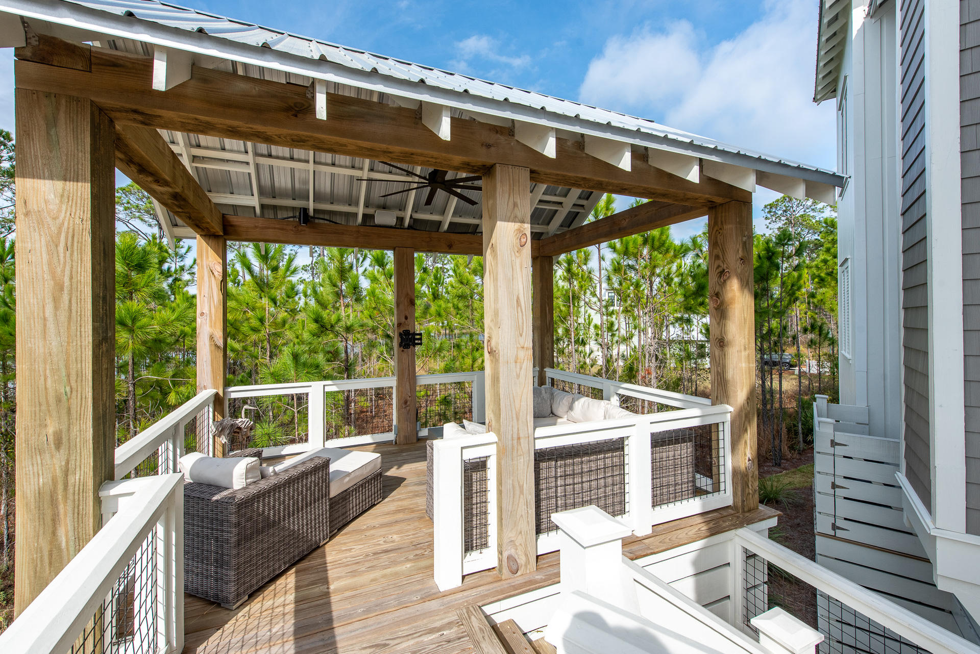 CESSNA LANDING - Residential