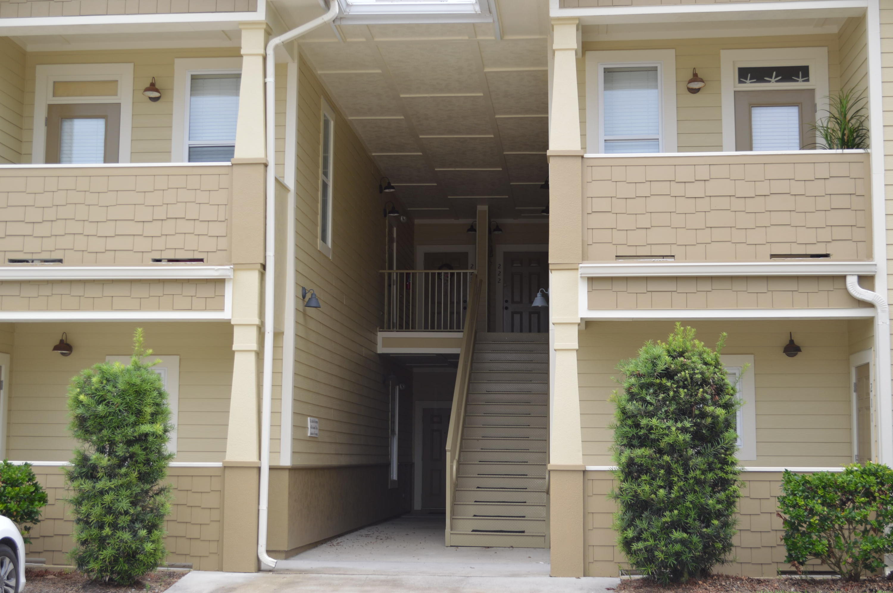TOPSAIL VILLAGE - Residential
