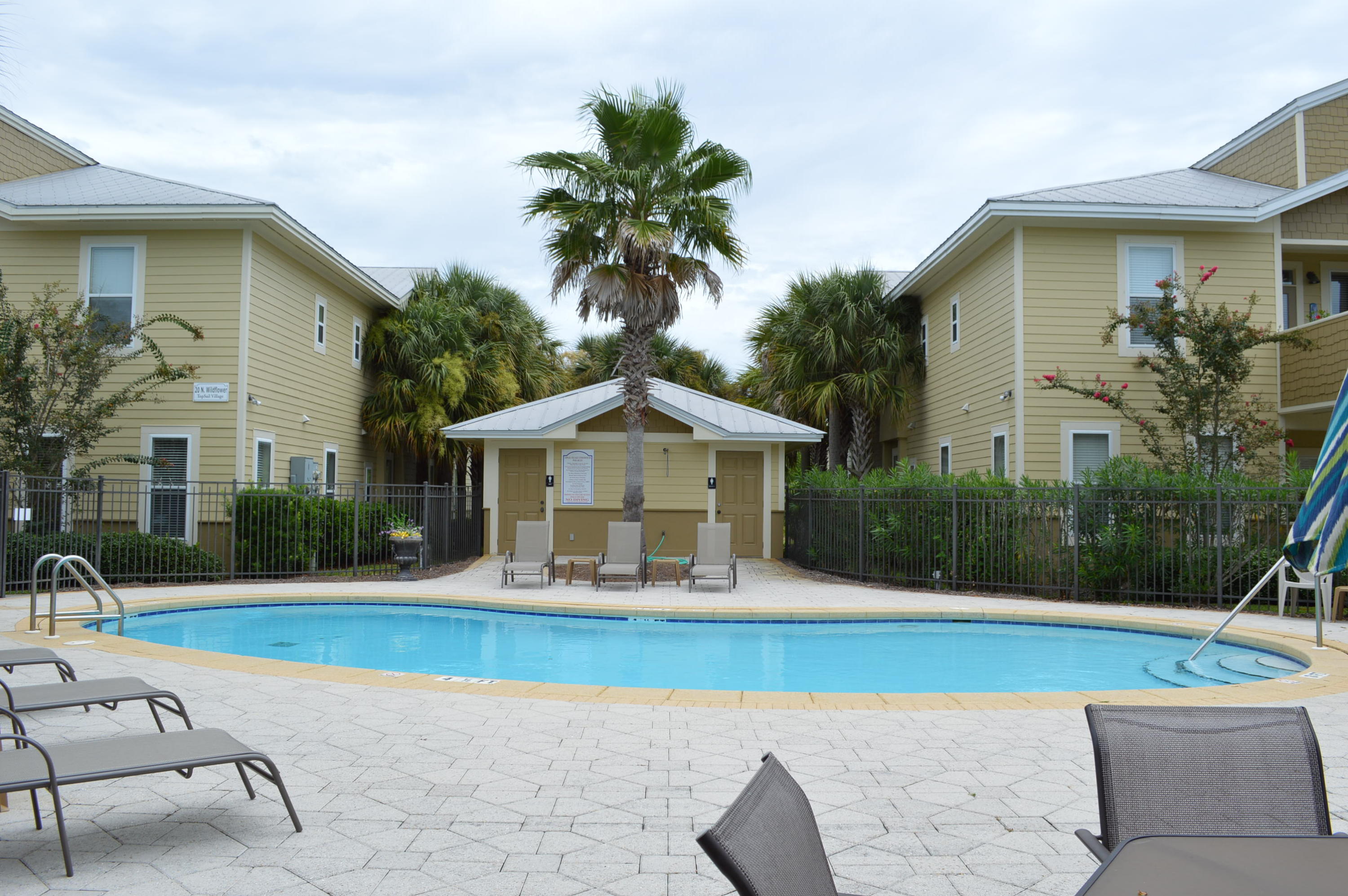 TOPSAIL VILLAGE - Residential