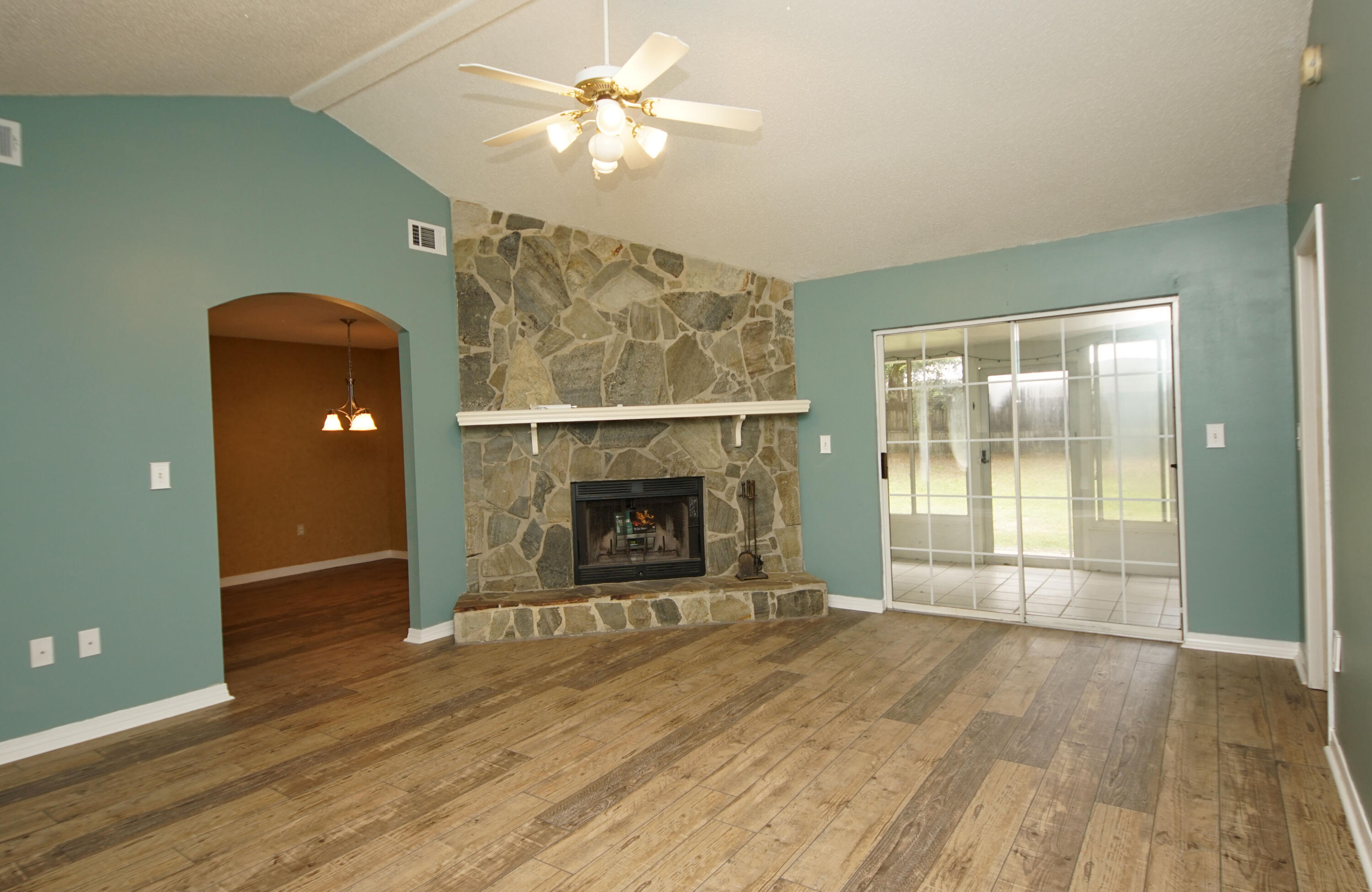 FOXWORTH EST PH I LOT 7 - Residential
