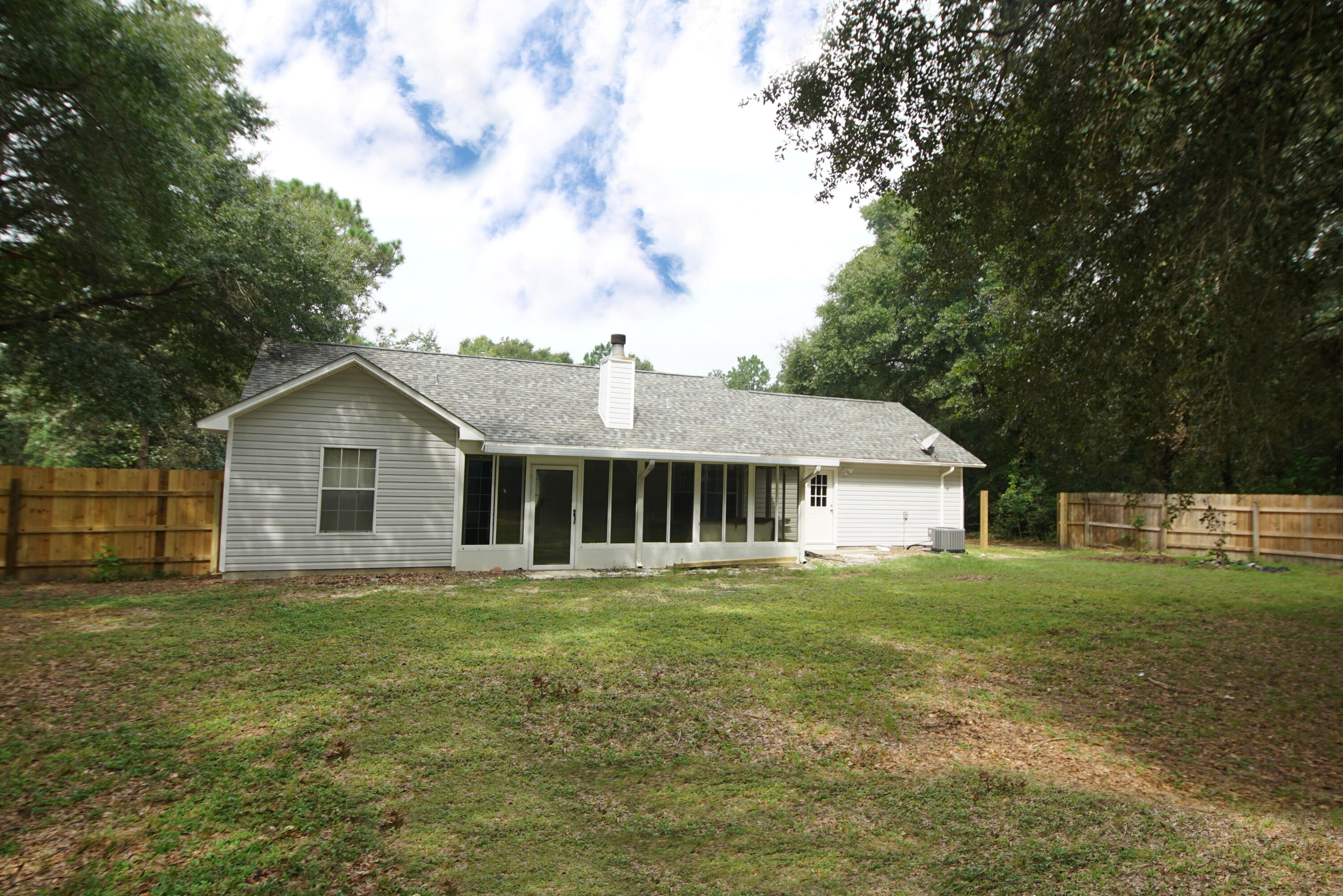 FOXWORTH EST PH I LOT 7 - Residential