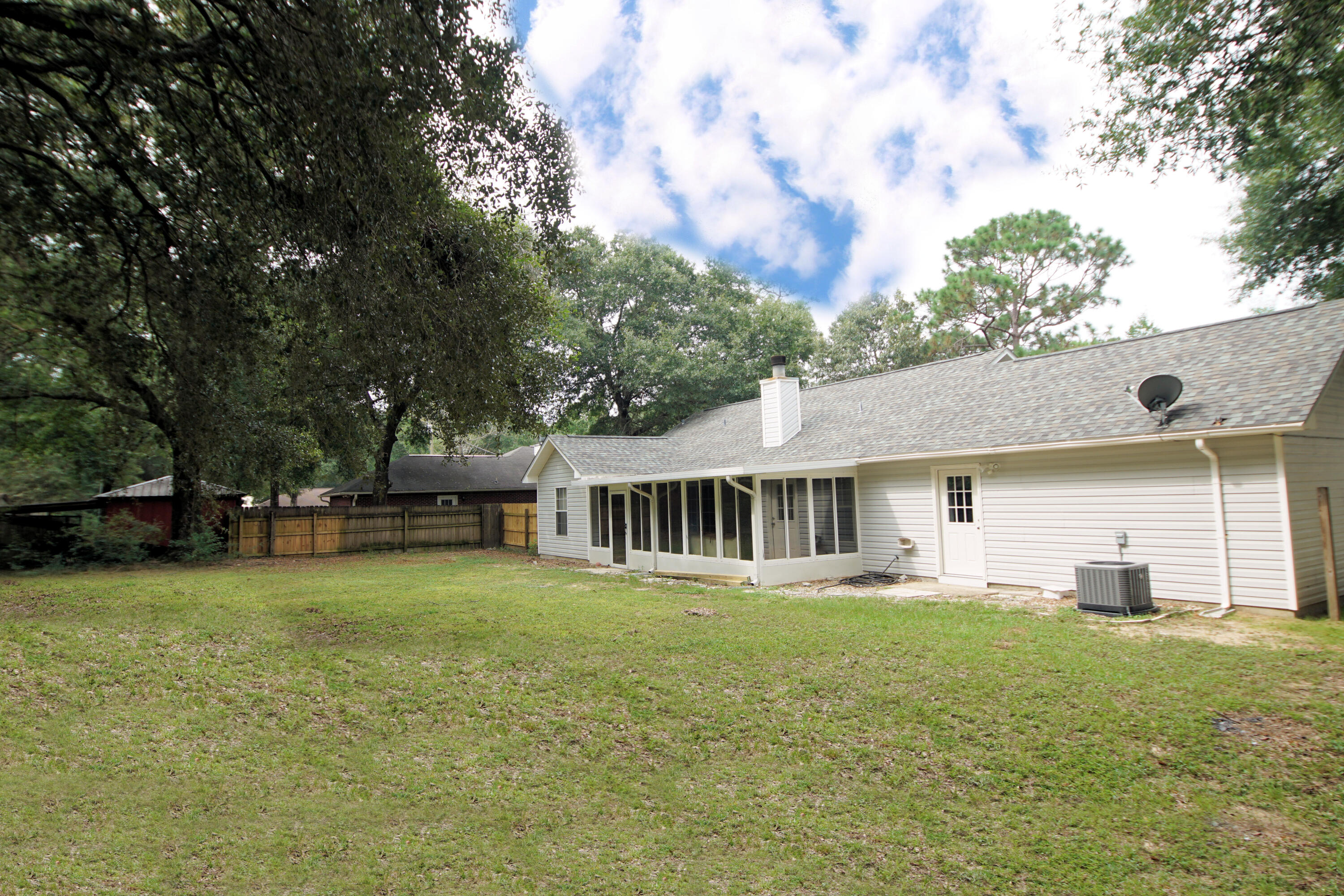 FOXWORTH EST PH I LOT 7 - Residential