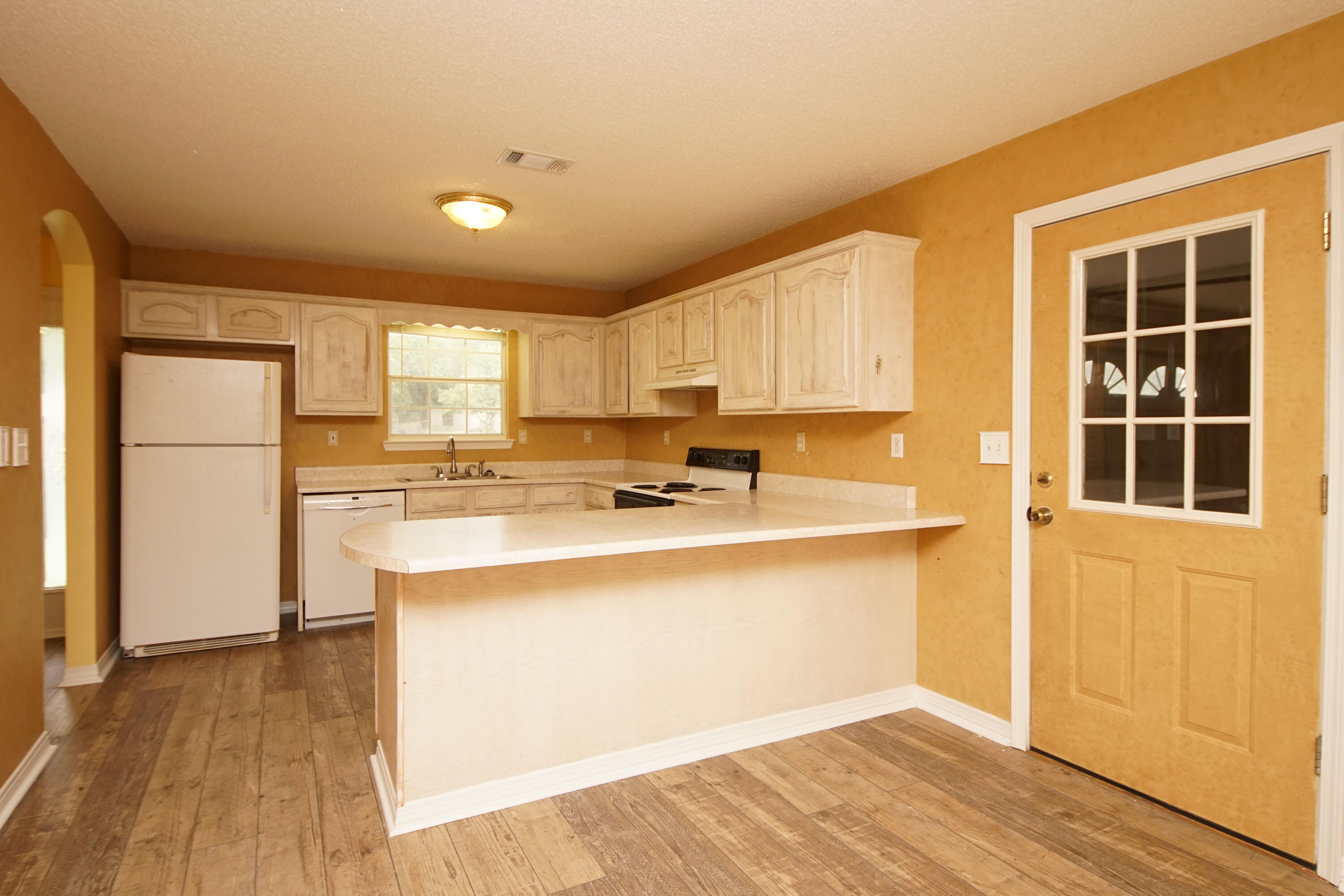 FOXWORTH EST PH I LOT 7 - Residential