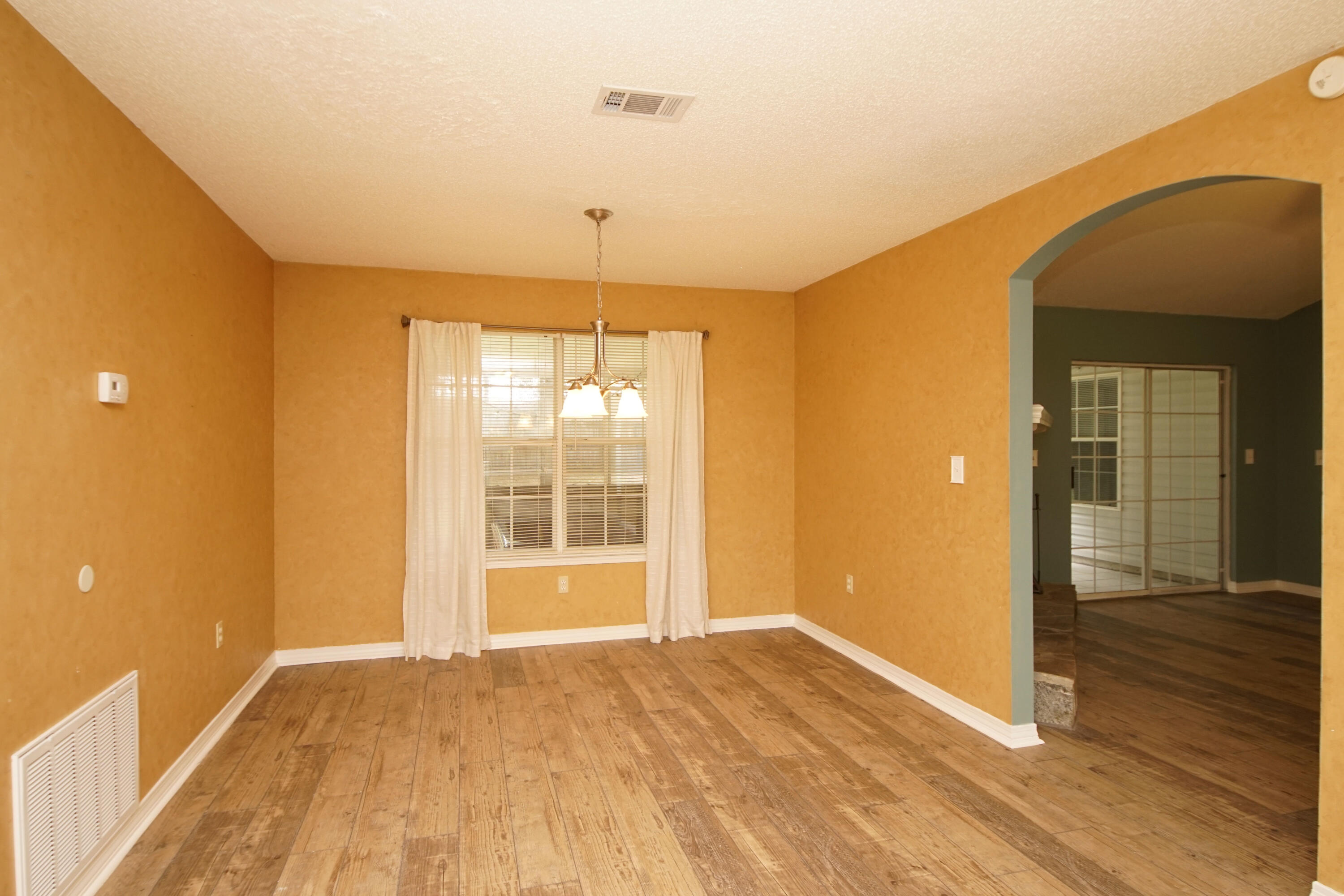 FOXWORTH EST PH I LOT 7 - Residential