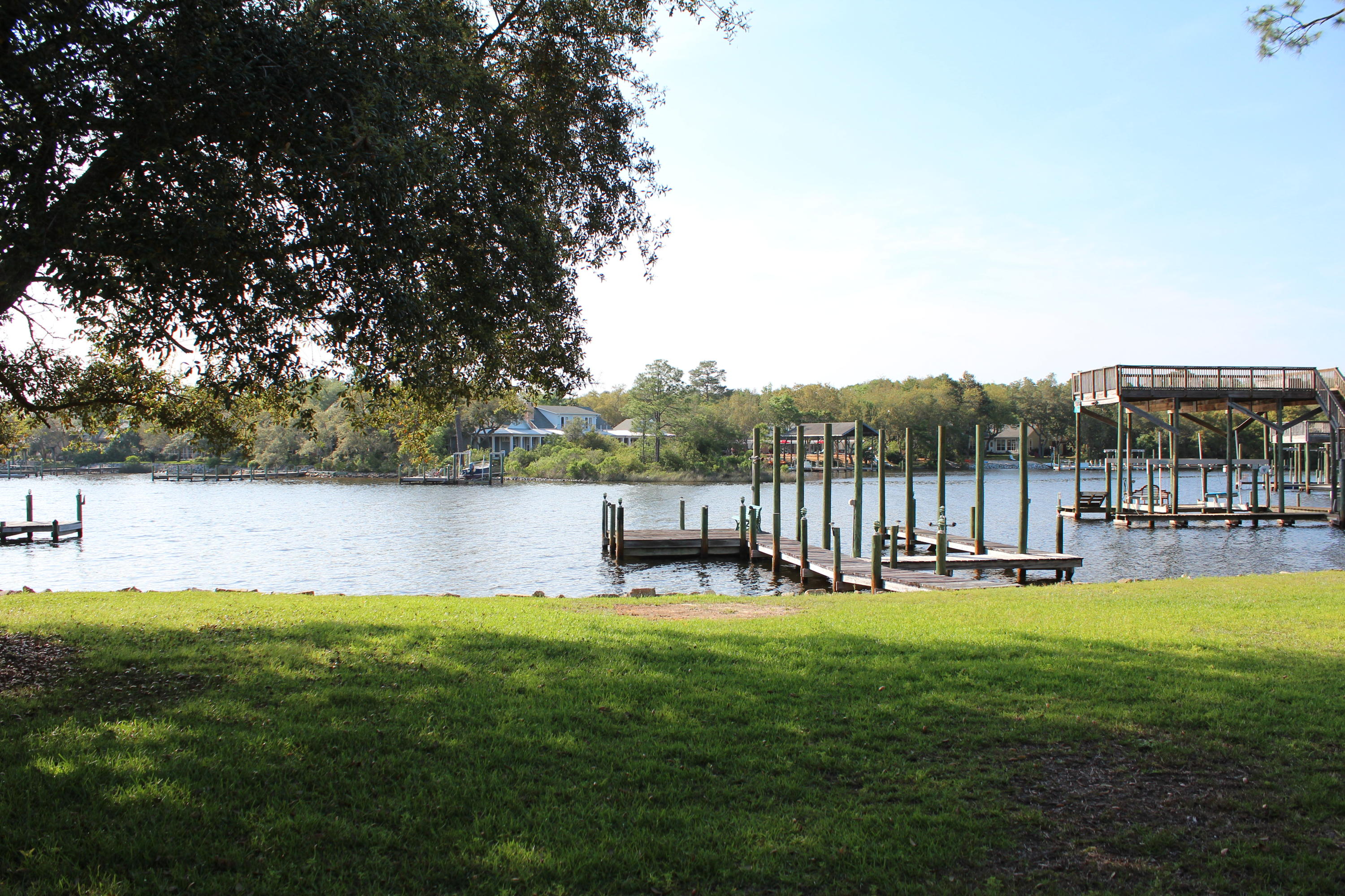 DANA POINTE - Residential