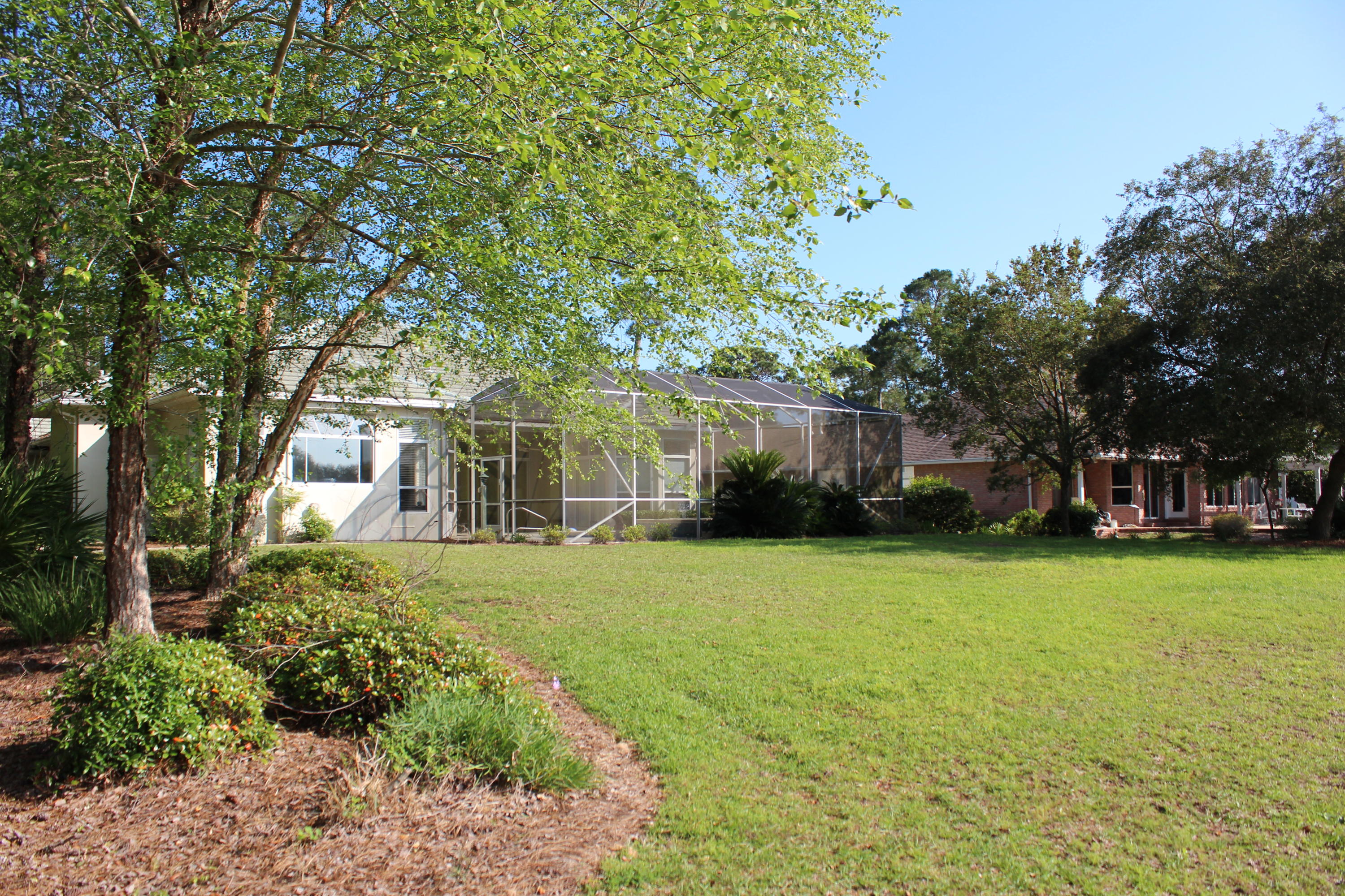 DANA POINTE - Residential