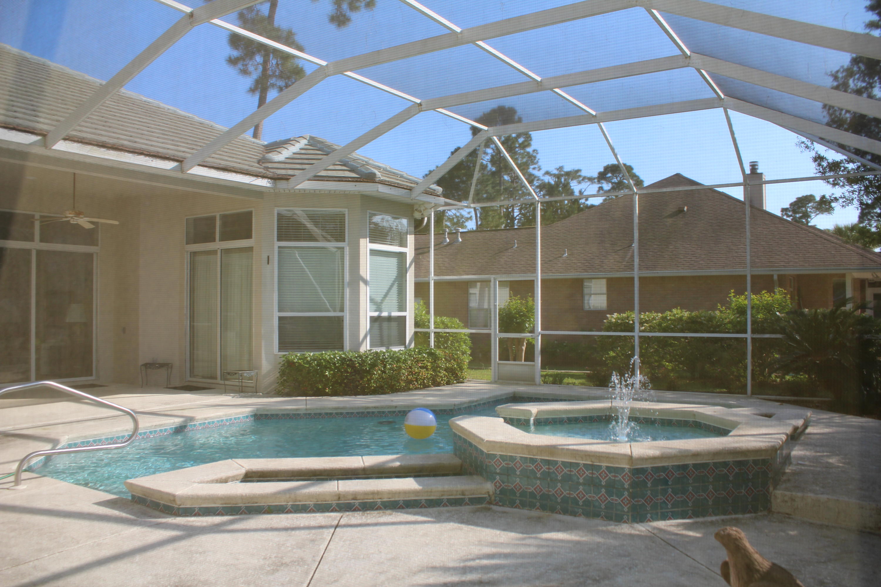 DANA POINTE - Residential