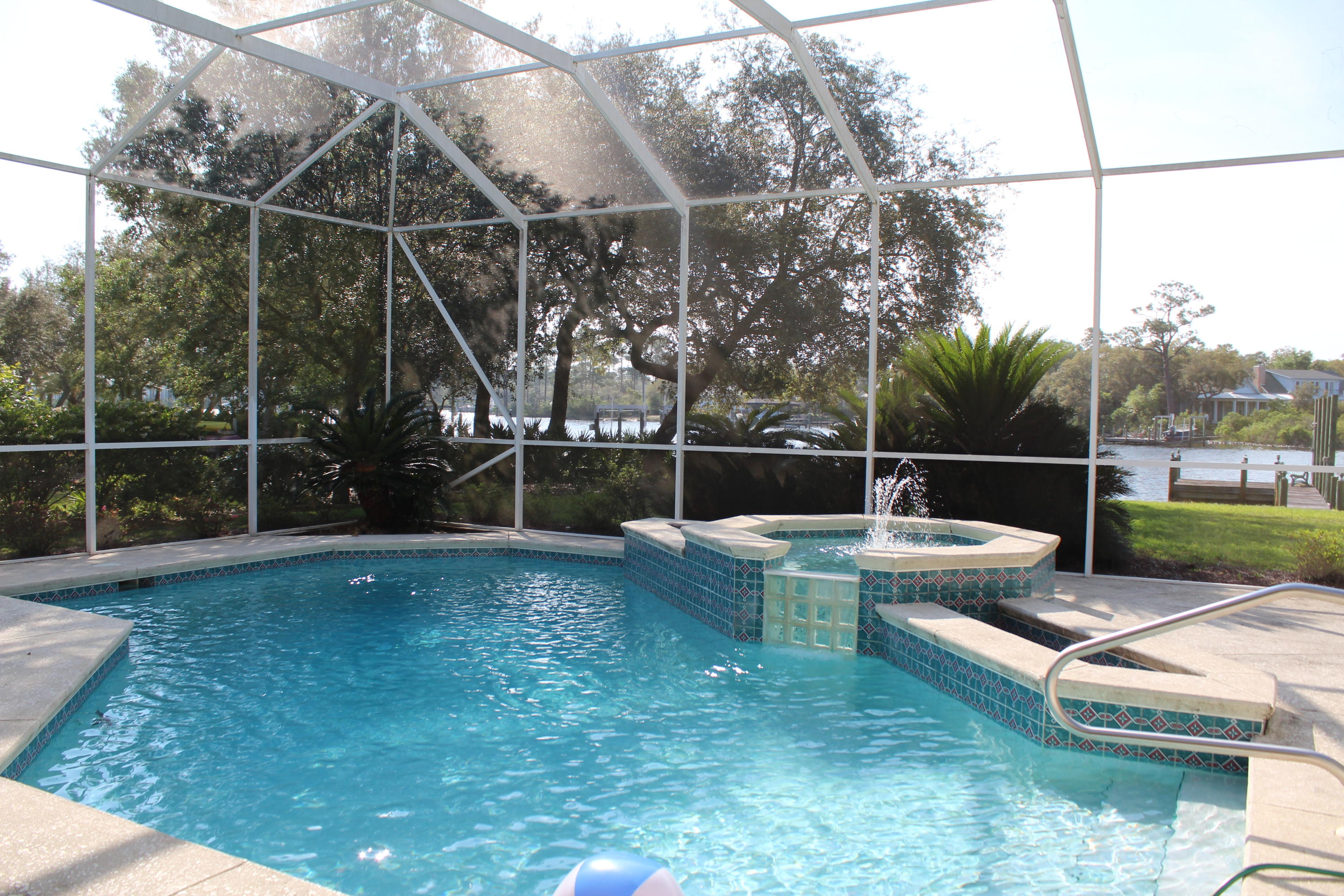 DANA POINTE - Residential