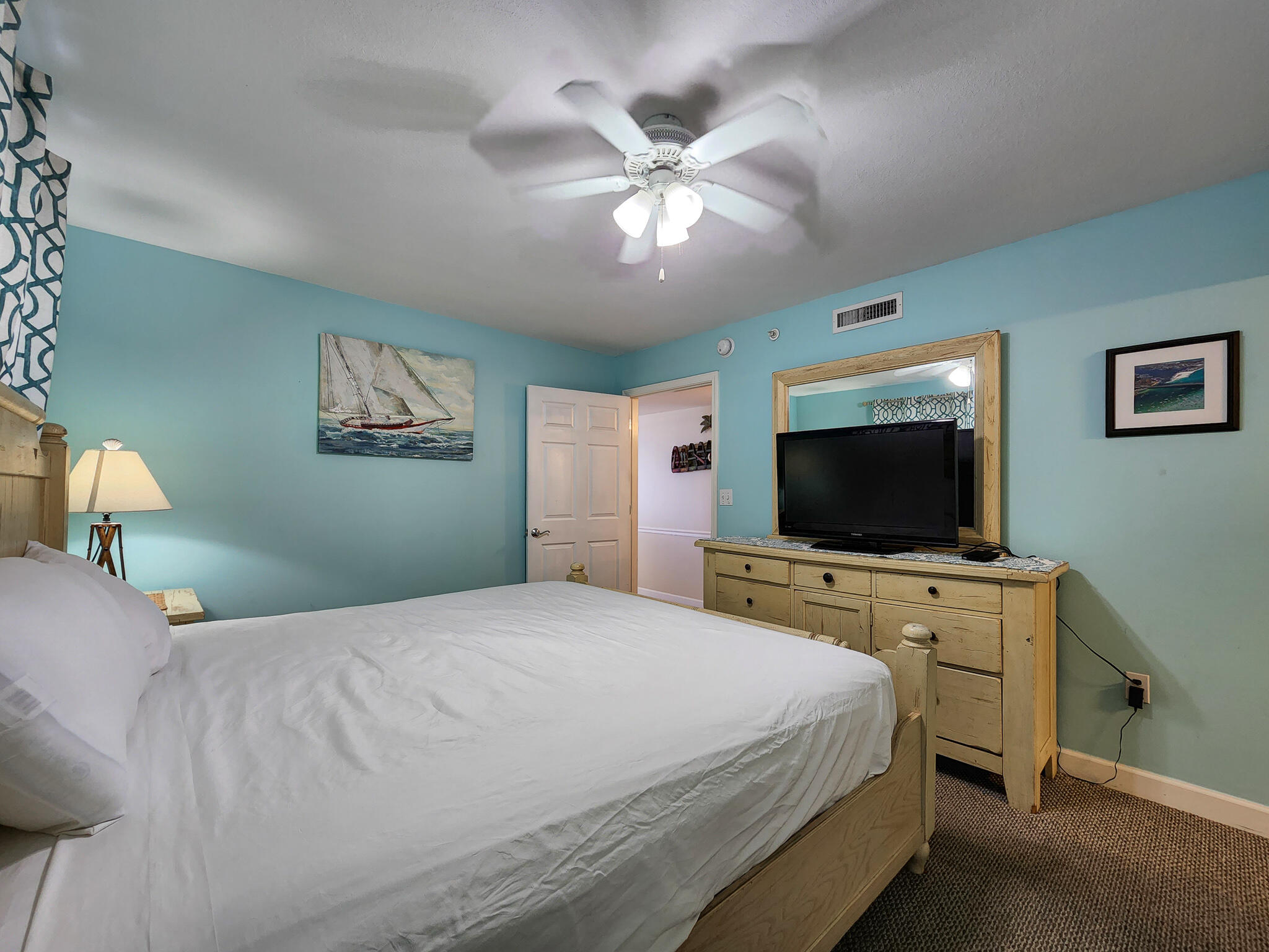 PELICAN ISLE - Residential