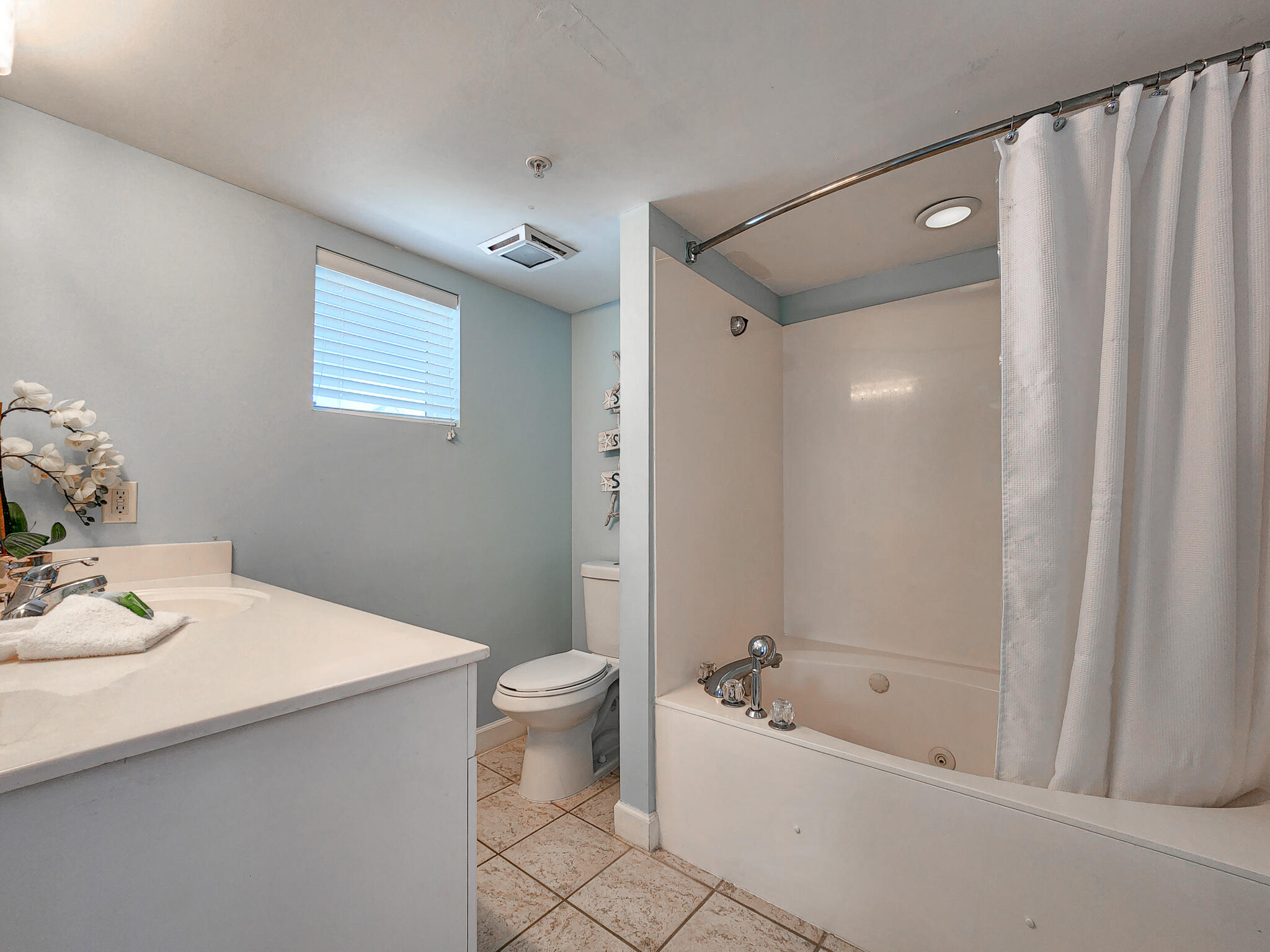 PELICAN ISLE - Residential