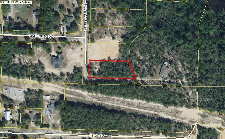 Buy, Build or Invest! One of Defuniak Springs nicest subdivisions. All city utilities available including cable.
Quiet, peaceful and attractive. Hidden Lakes is the smart investment for anyone who is looking for a great place to buy, build or invest in the future now!