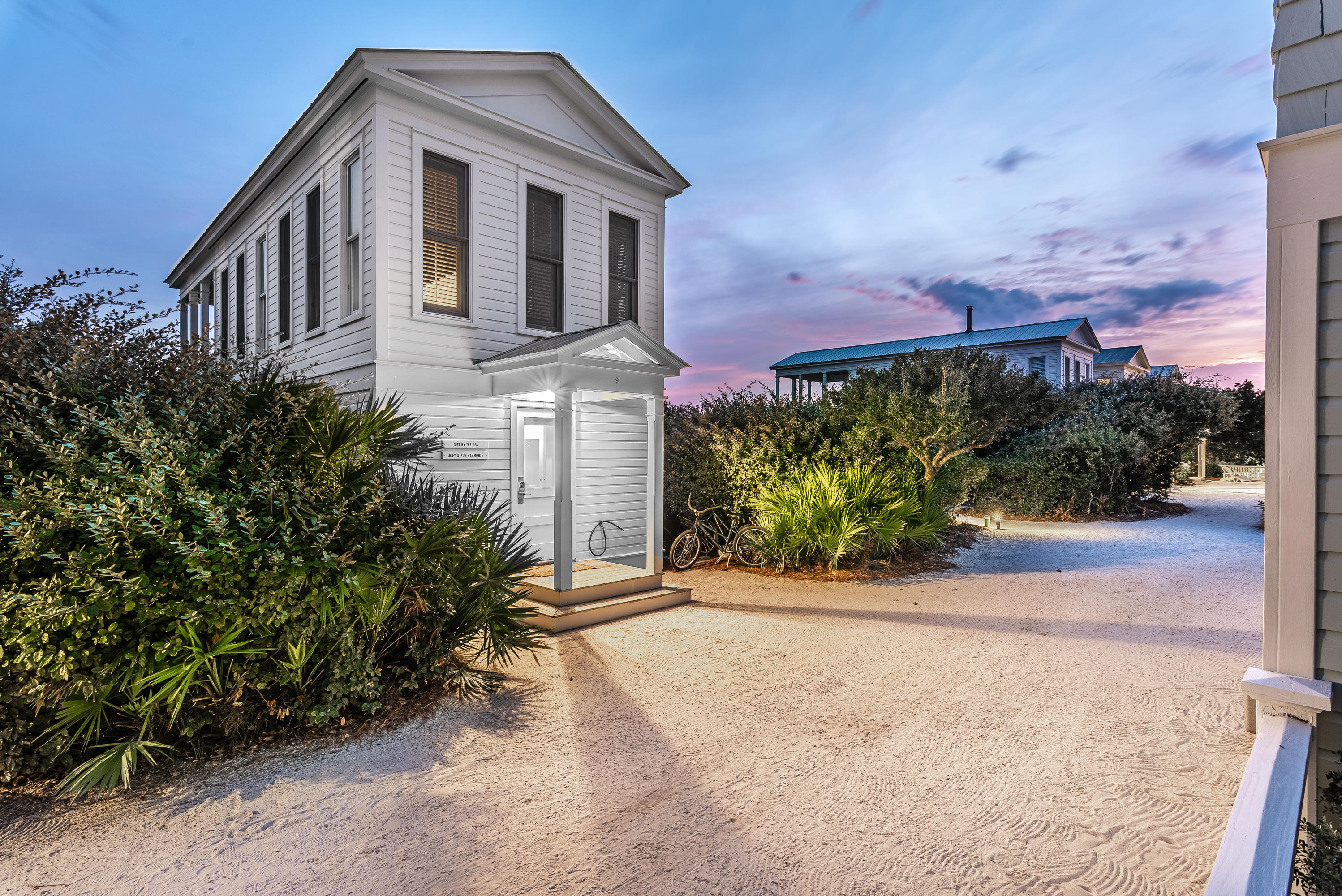 SEASIDE 17 - Residential