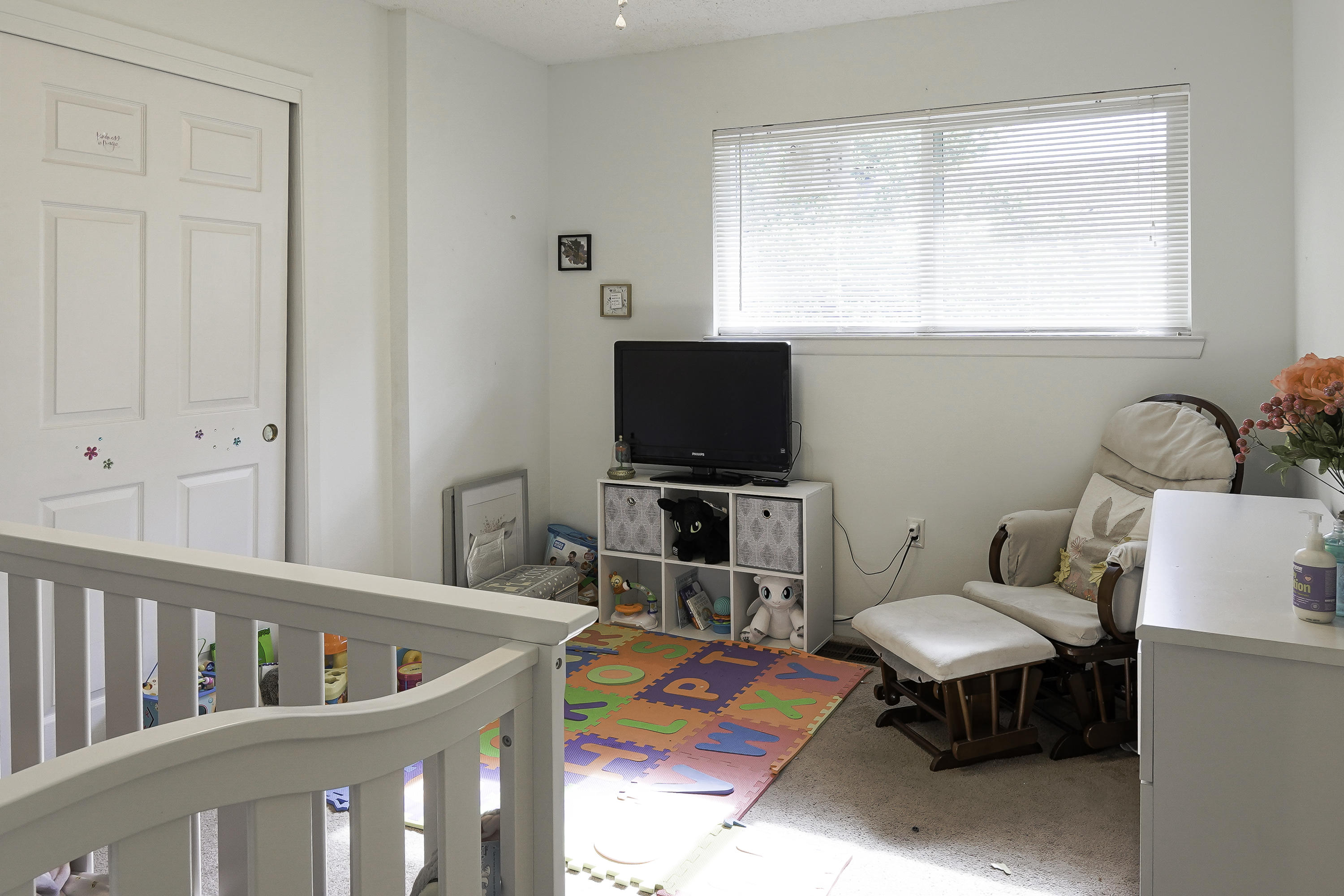 WHISPERING OAKS - Residential