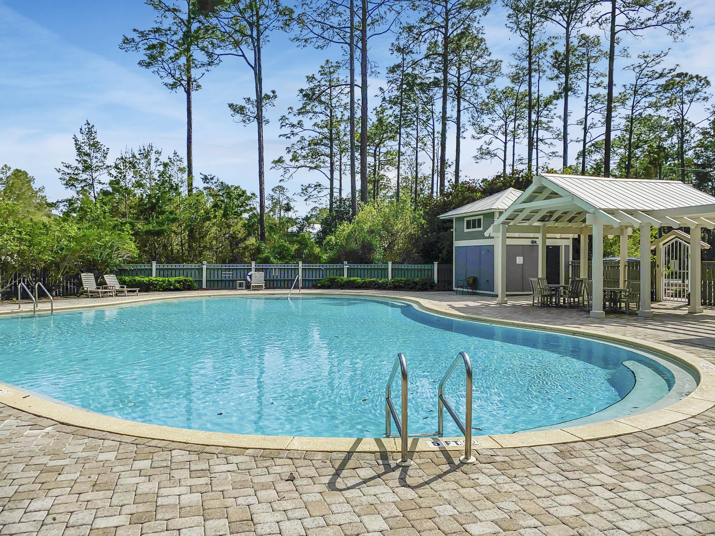 GRAYTON BAYOU - Land