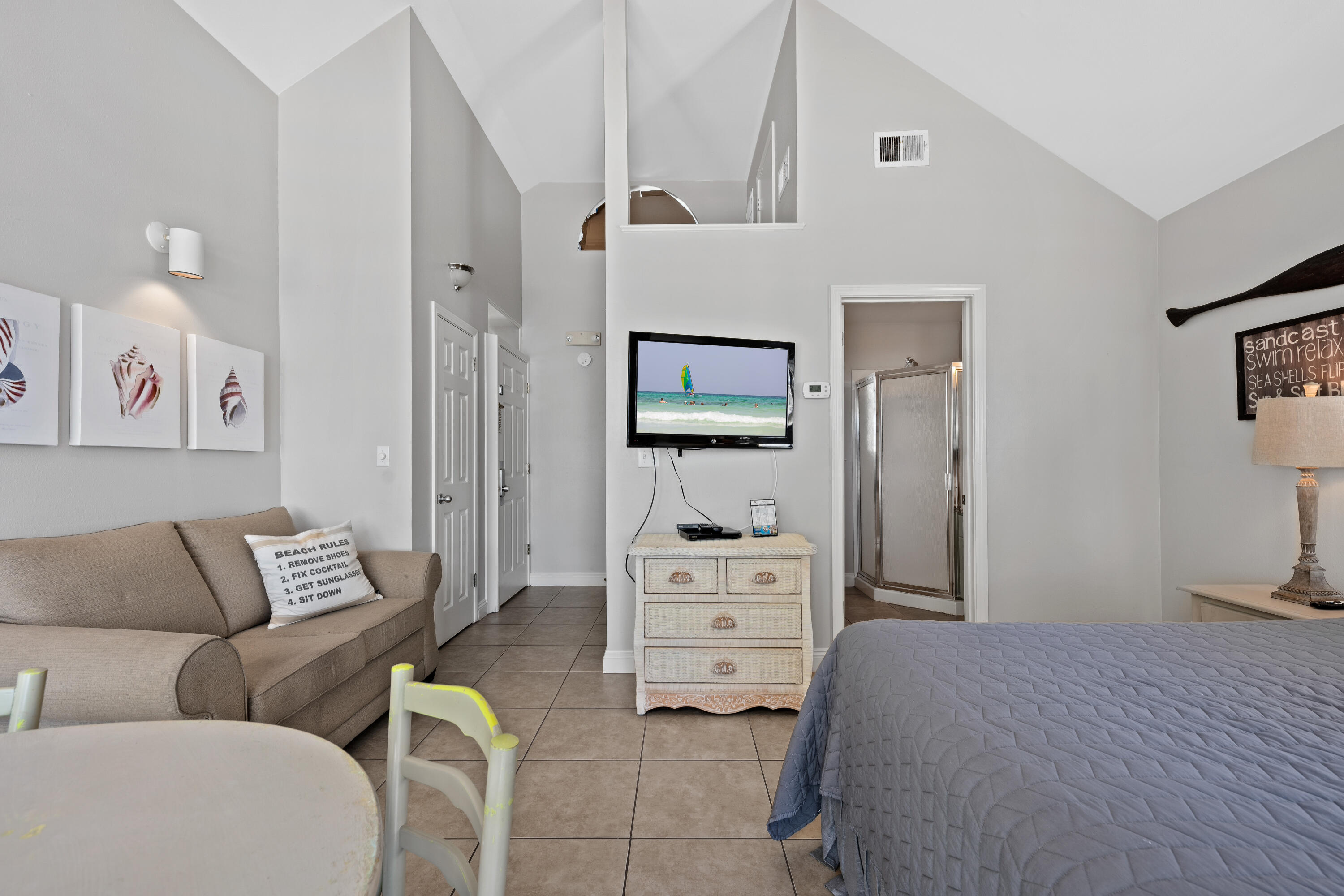 NANTUCKET COTTAGES - Residential