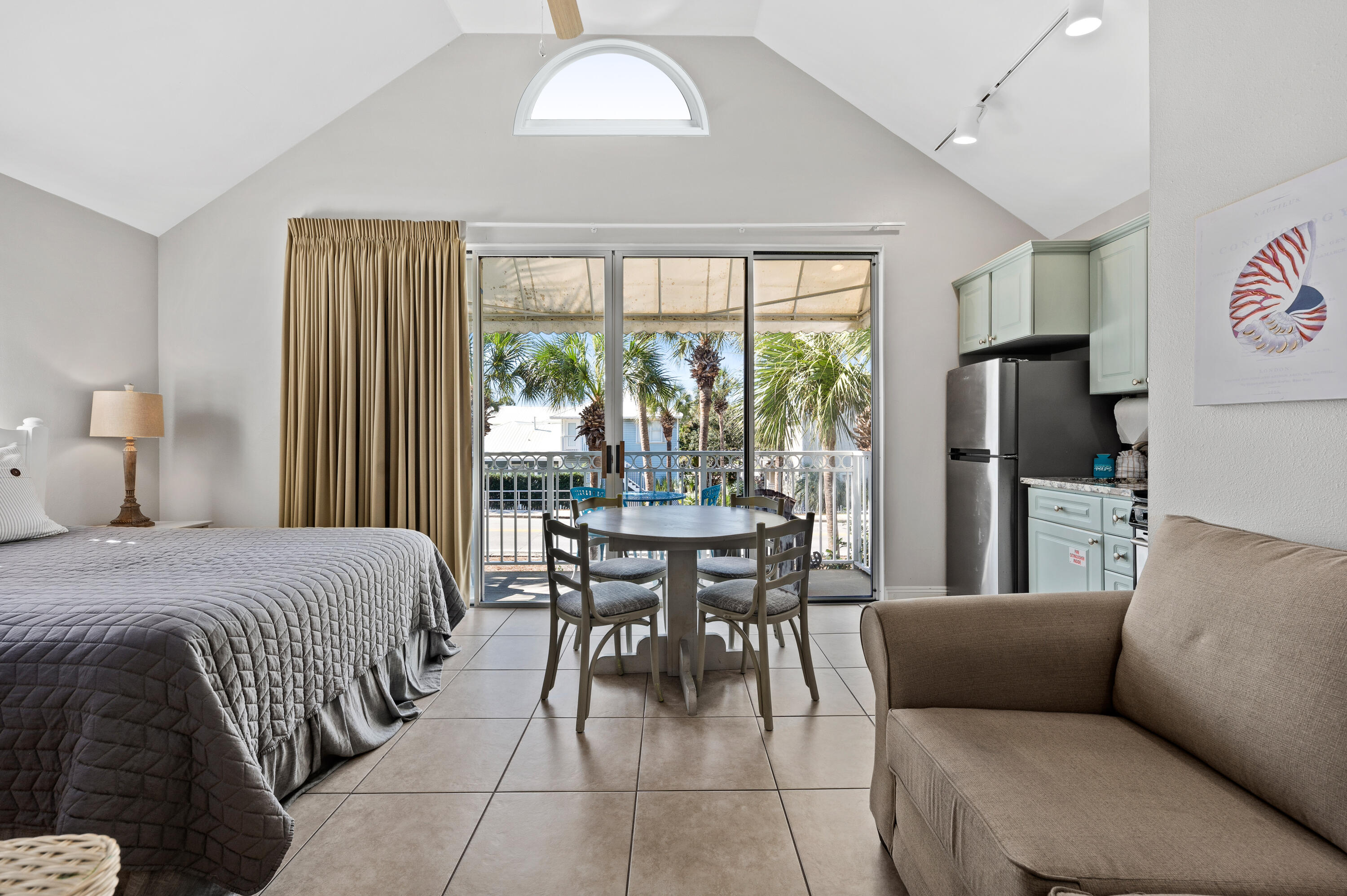 NANTUCKET COTTAGES - Residential