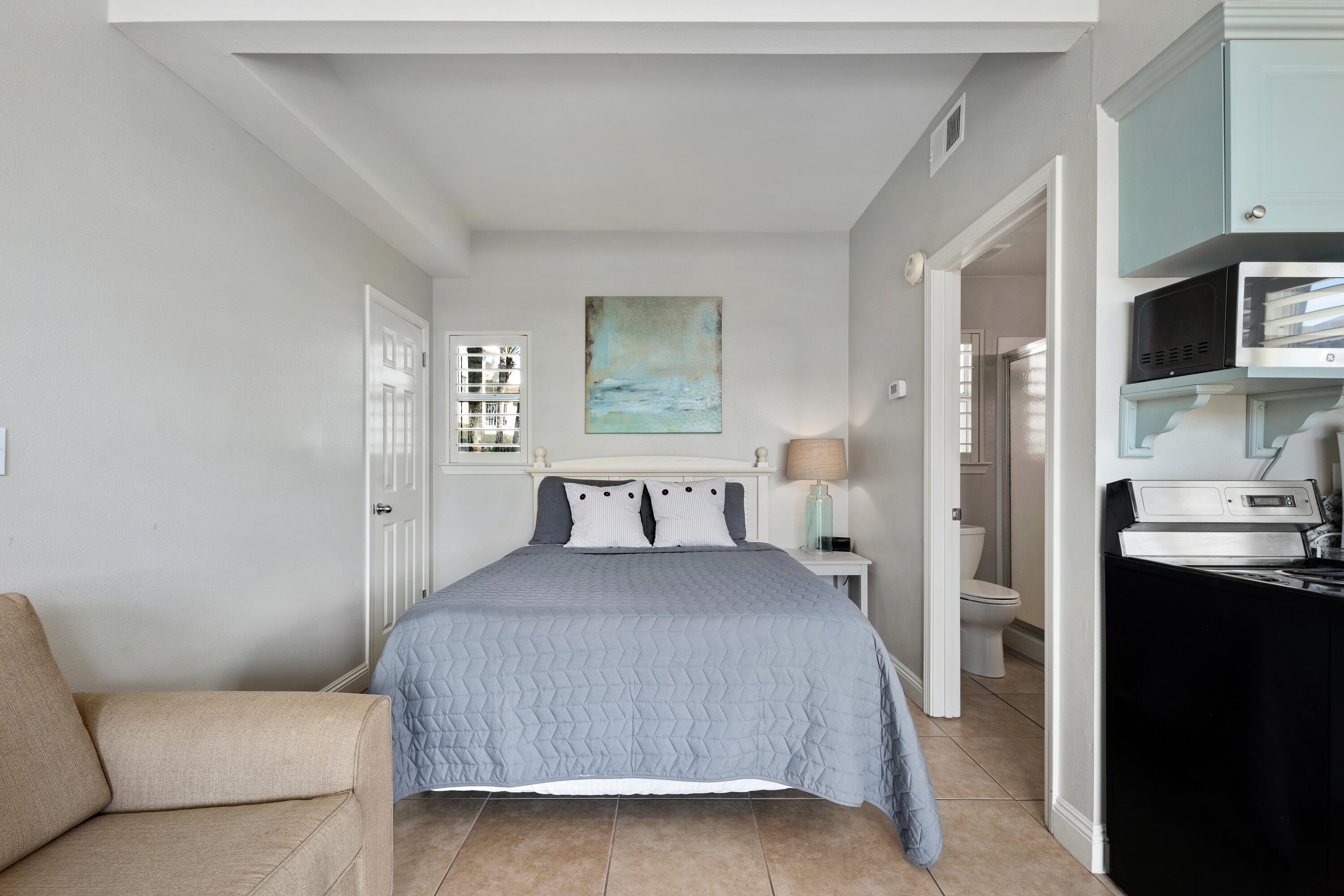 NANTUCKET COTTAGES - Residential