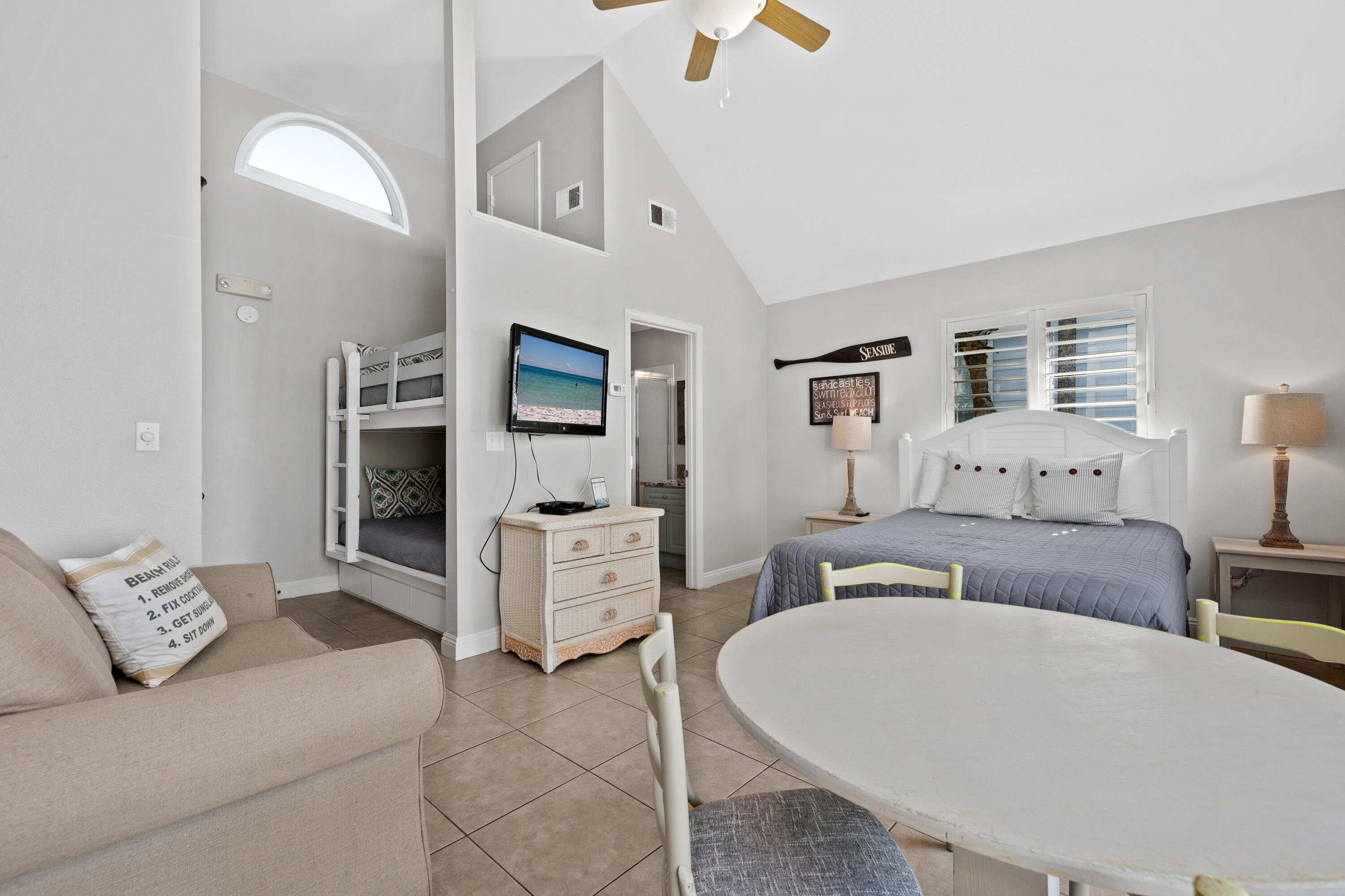 NANTUCKET COTTAGES - Residential