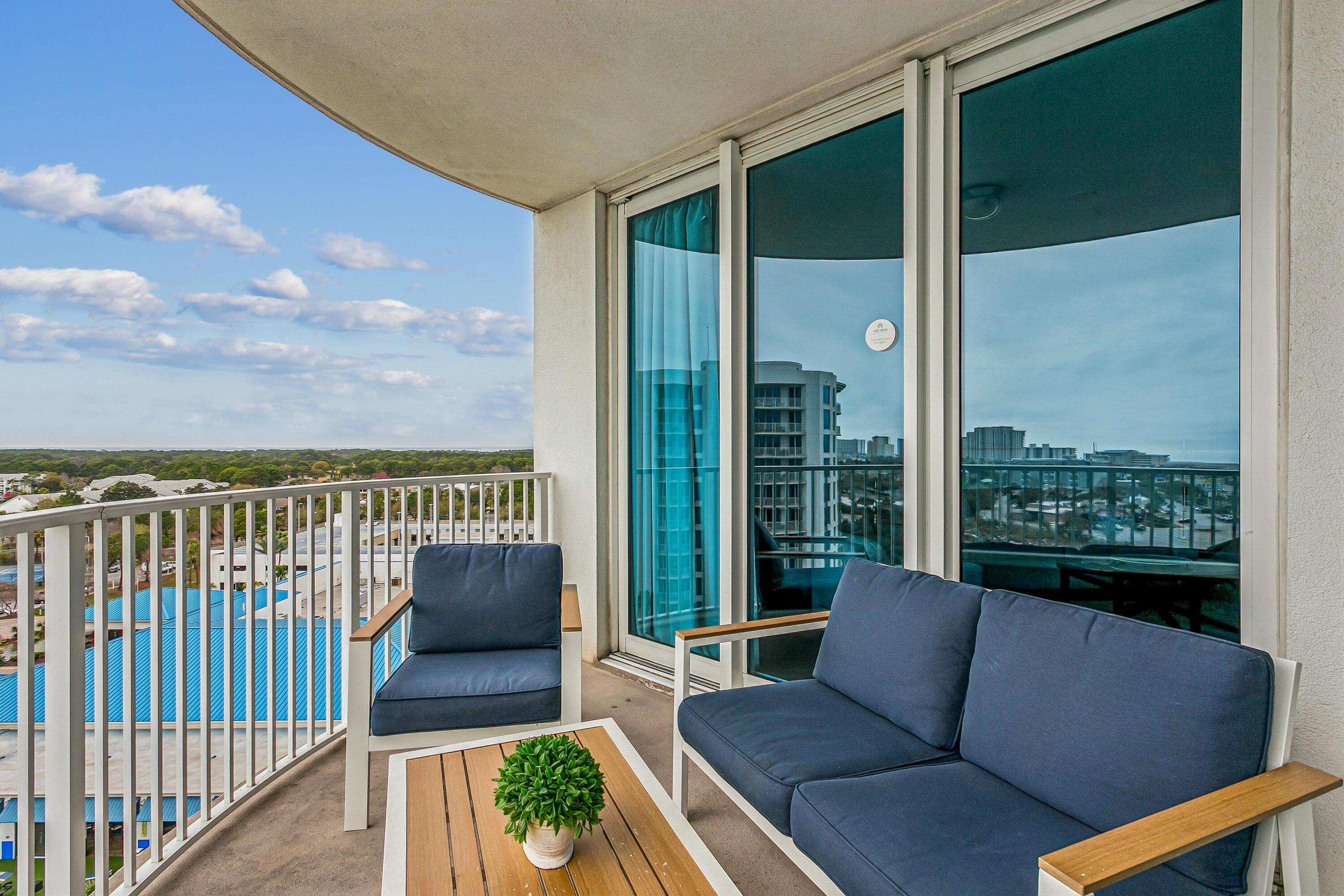 THE PALMS OF DESTIN - Residential