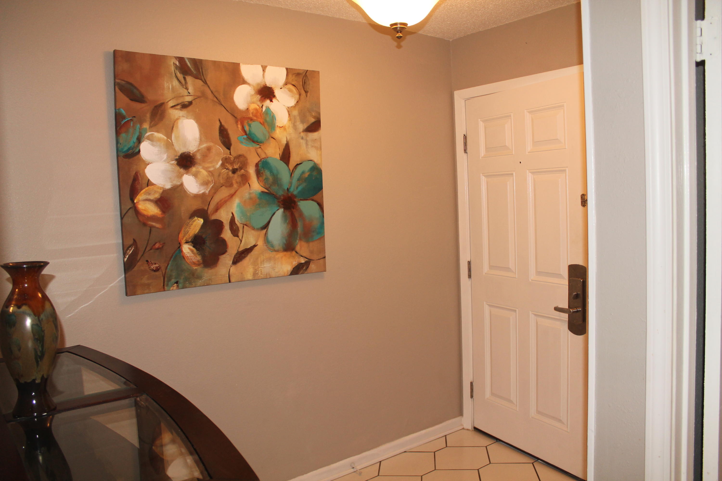 Jetty East Condominium - Residential