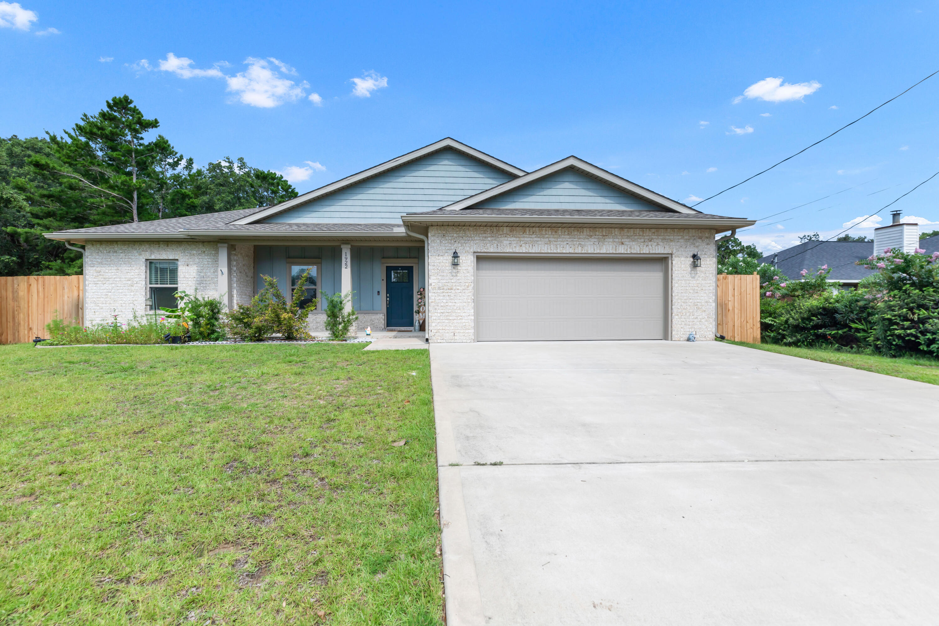 NAVARRE S/D 2ND ADDN - Residential