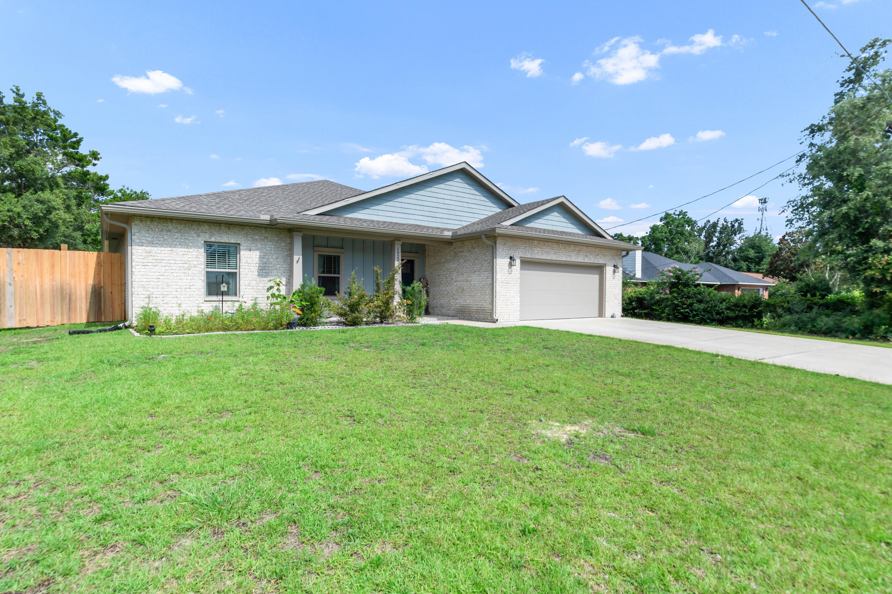 NAVARRE S/D 2ND ADDN - Residential