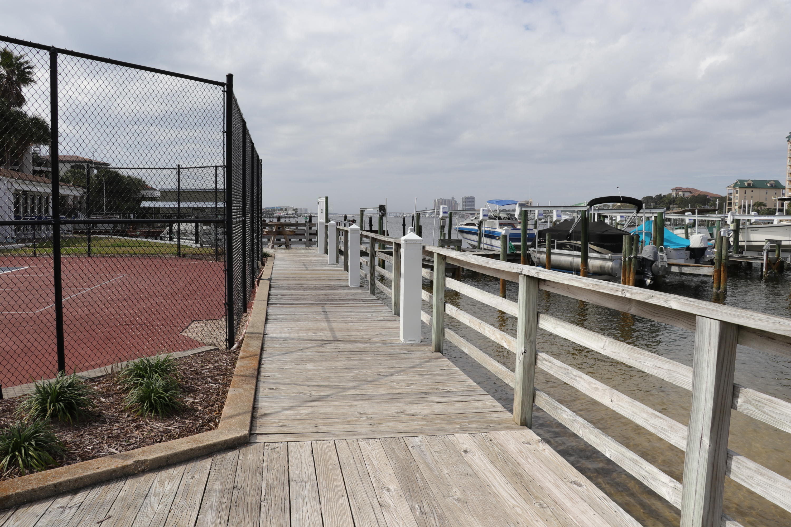 DOLPHIN POINT CONDO Boast slip 10A - Residential