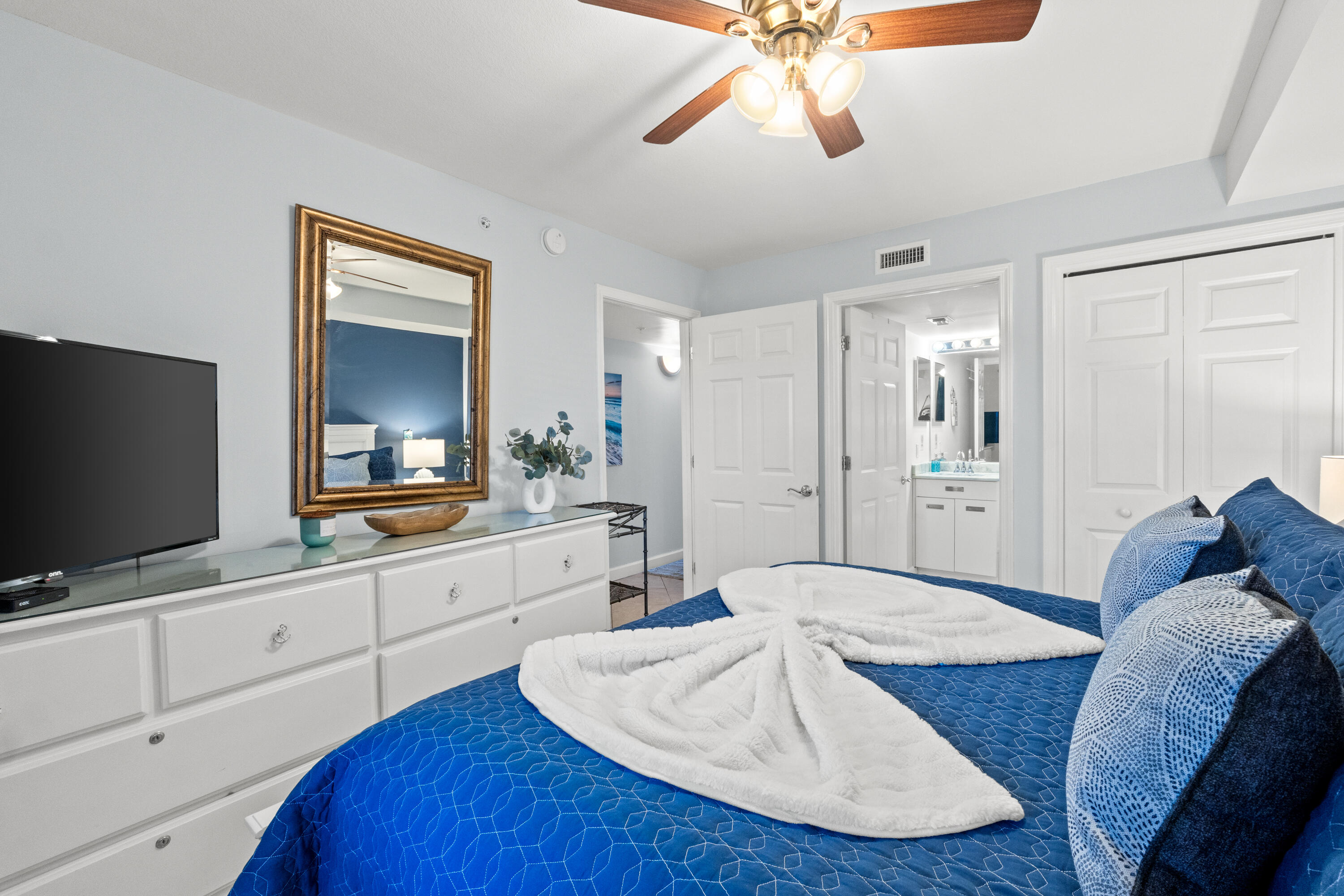 PELICAN ISLE - Residential