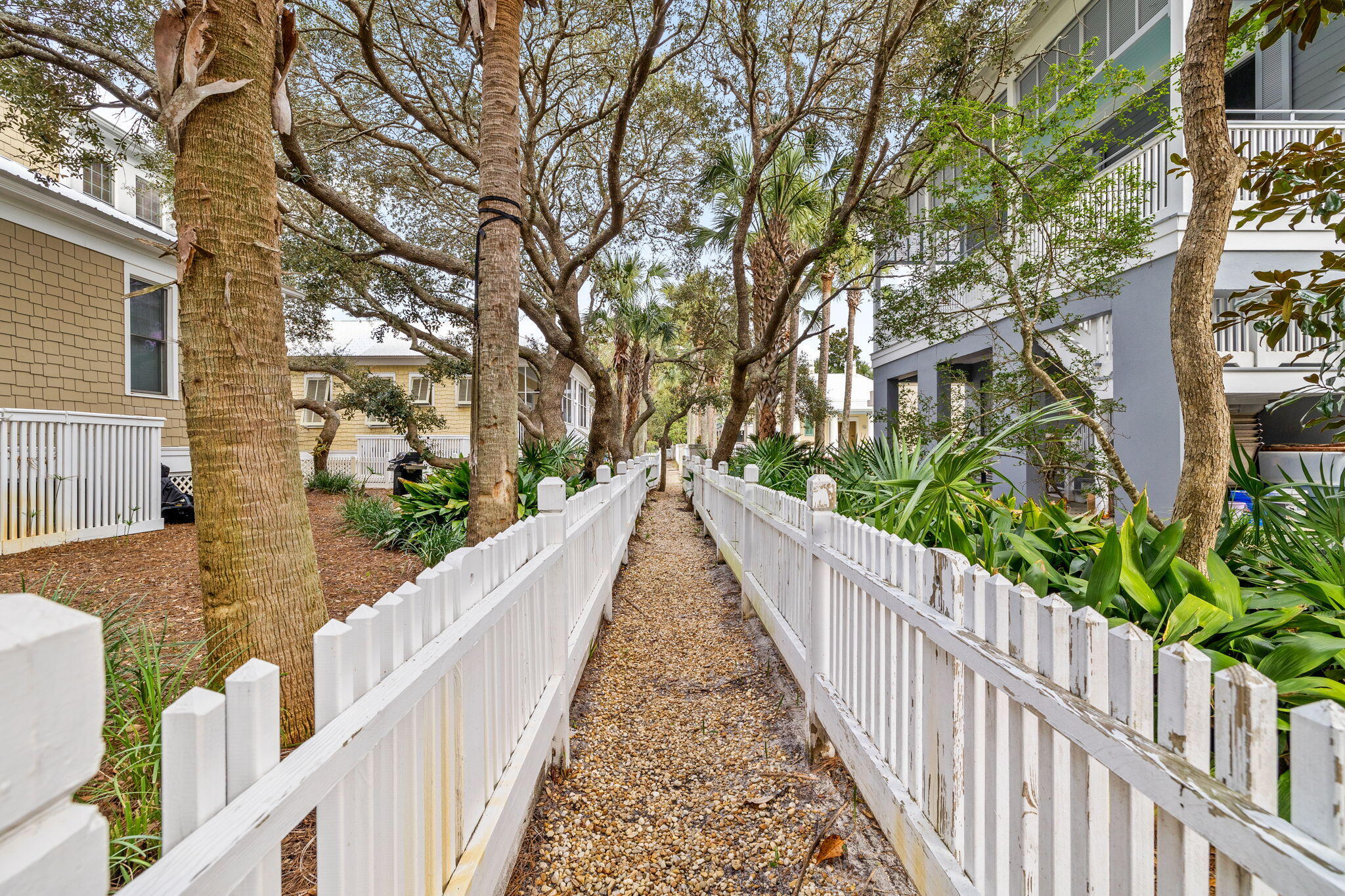 FRANGISTA BEACH - Residential