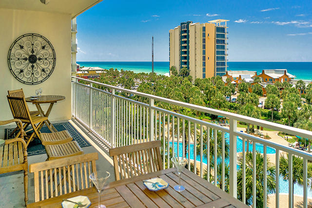 STERLING SHORES - Residential