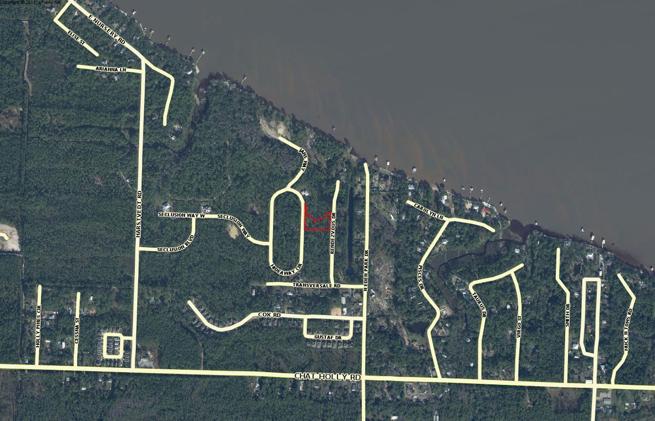 SECLUSION BAY - Land